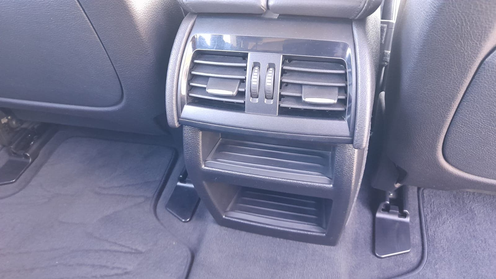 BMW X5 30d · Ano 2015 — imagen 13