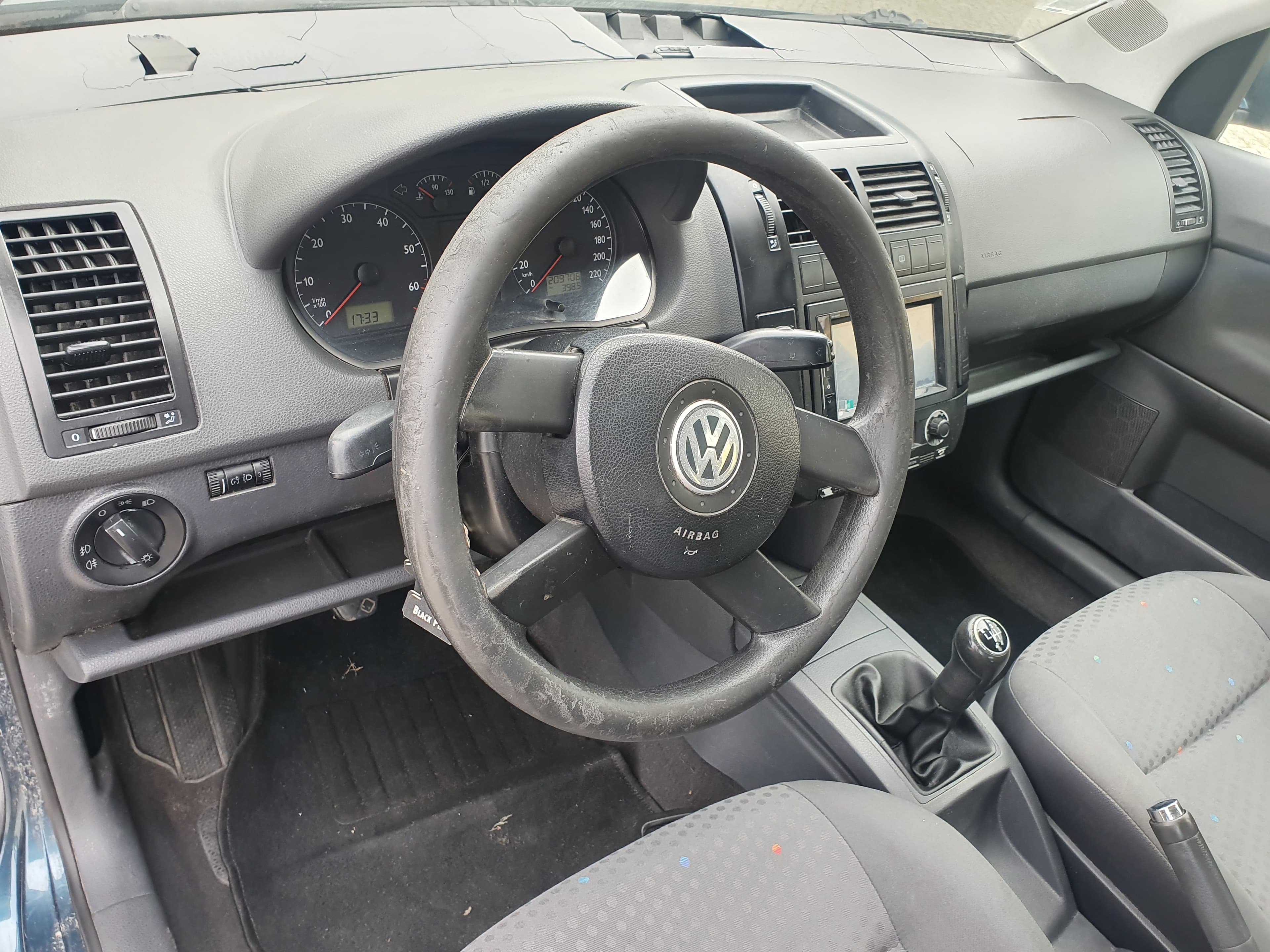 Volkswagen Polo · Ano 2003 — imagen 28