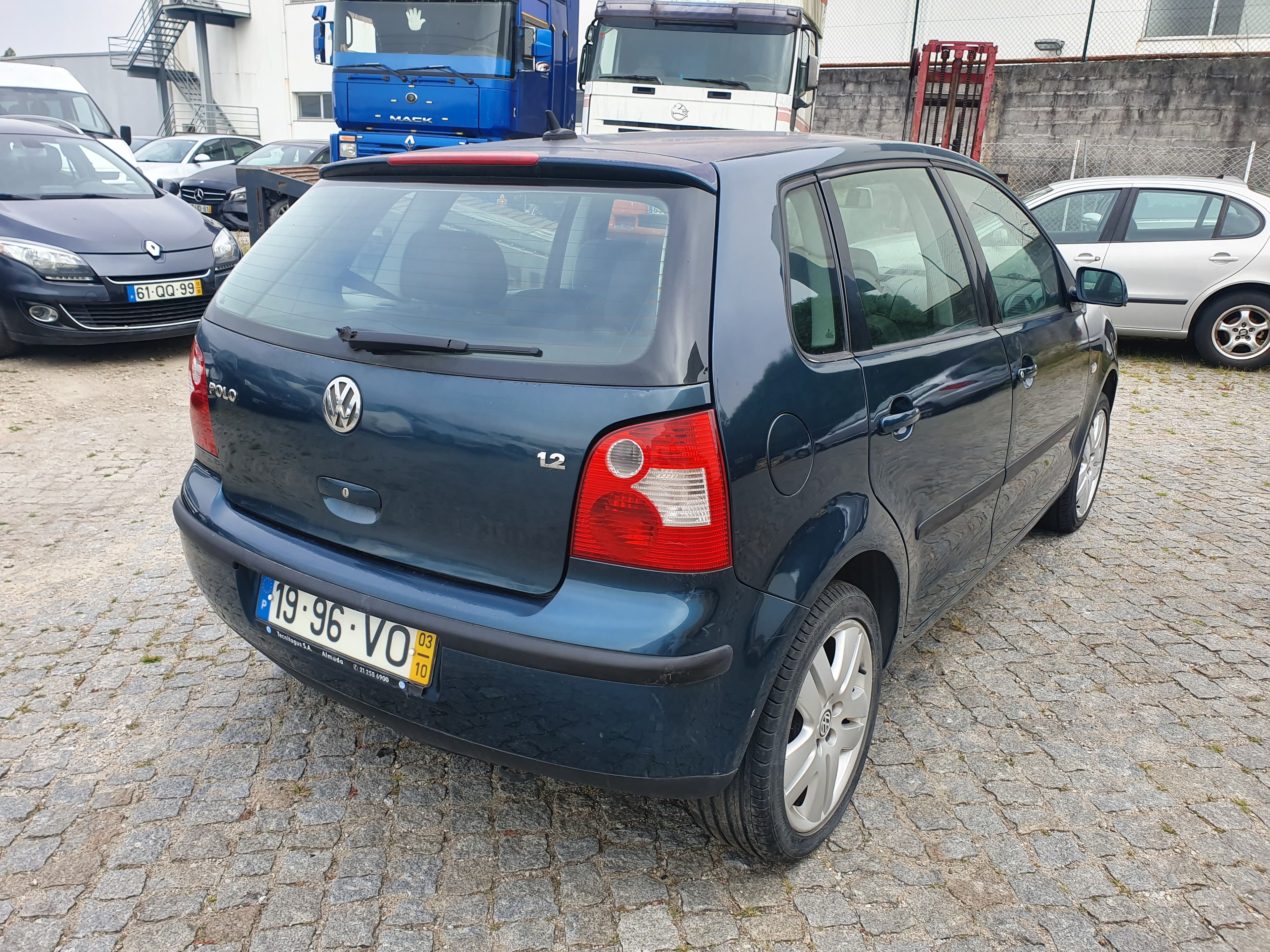 Volkswagen Polo · Ano 2003 — imagen 6