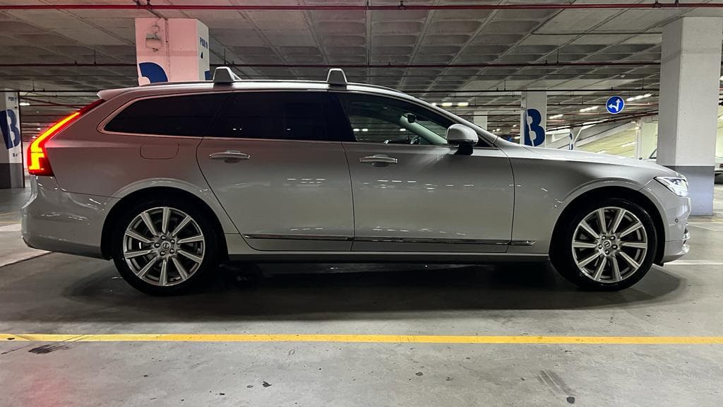 Volvo V90 D4 Inscription · Ano 2016 — imagen 4