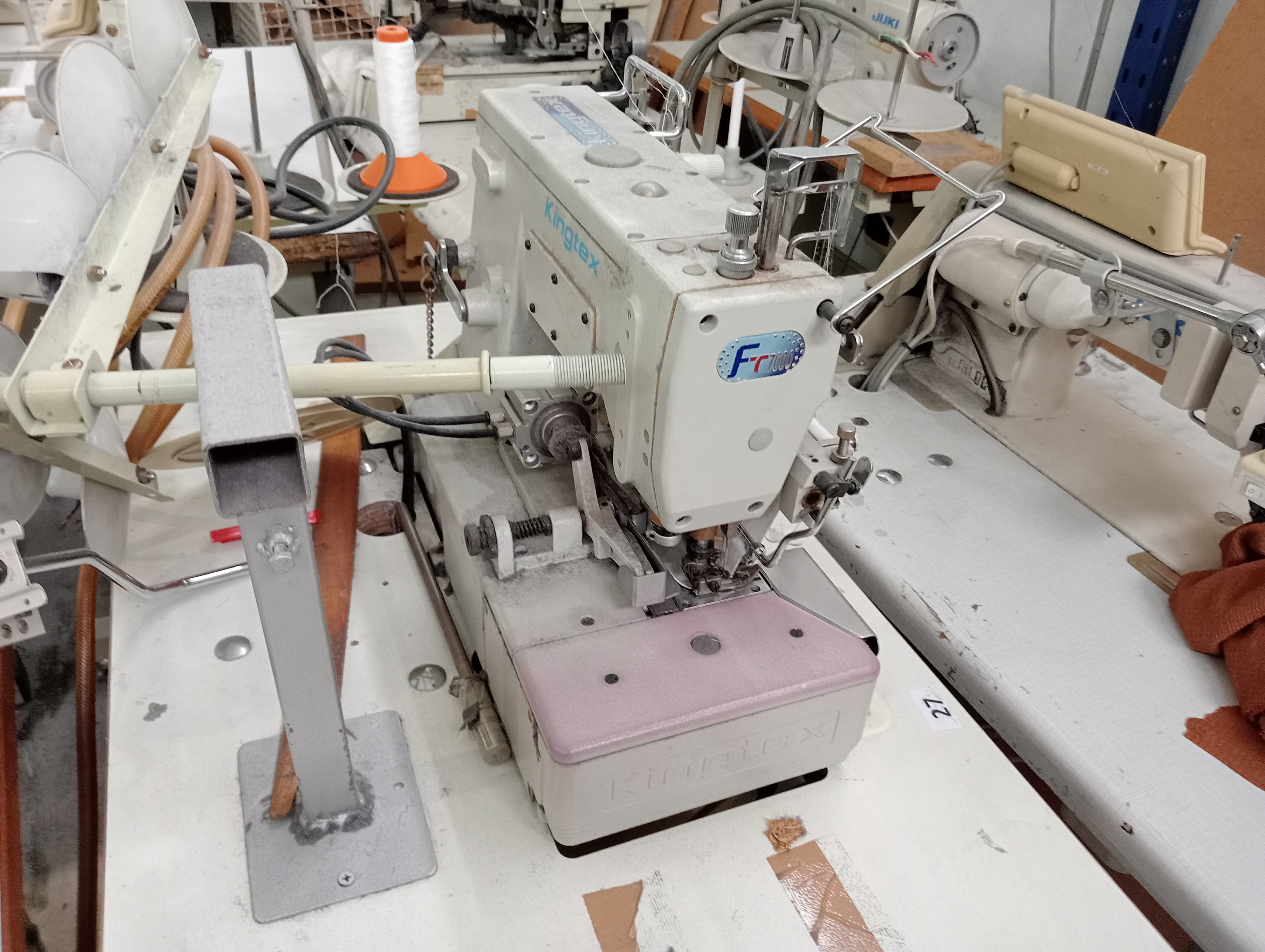 Máquinas de ponto corrido · Máquina de recobrimento — image 8
