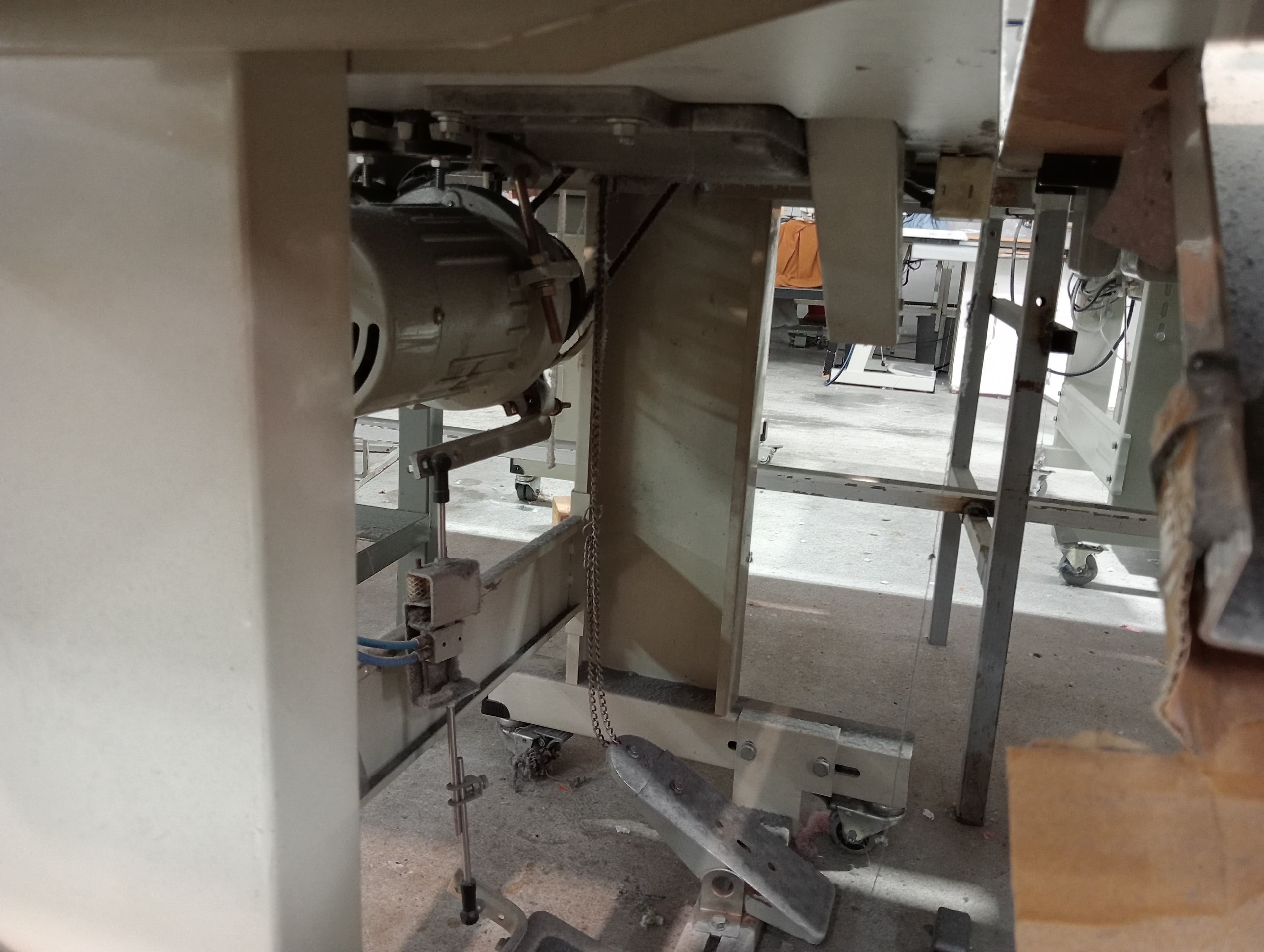 Máquina de recobrimento + Máquinas de corte e cose — image 14
