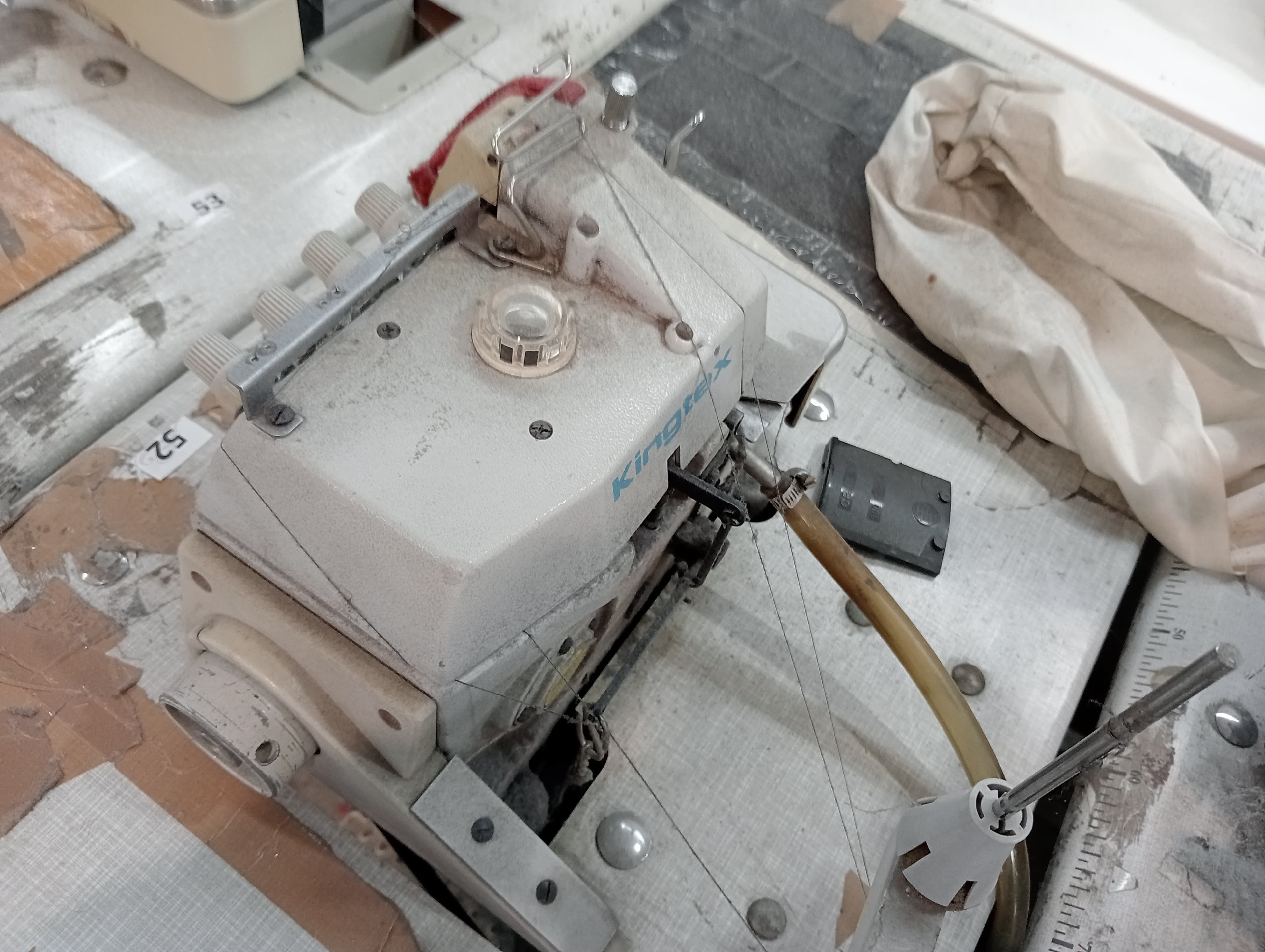 Máquina de recobrimento + Máquinas de corte e cose — image 9