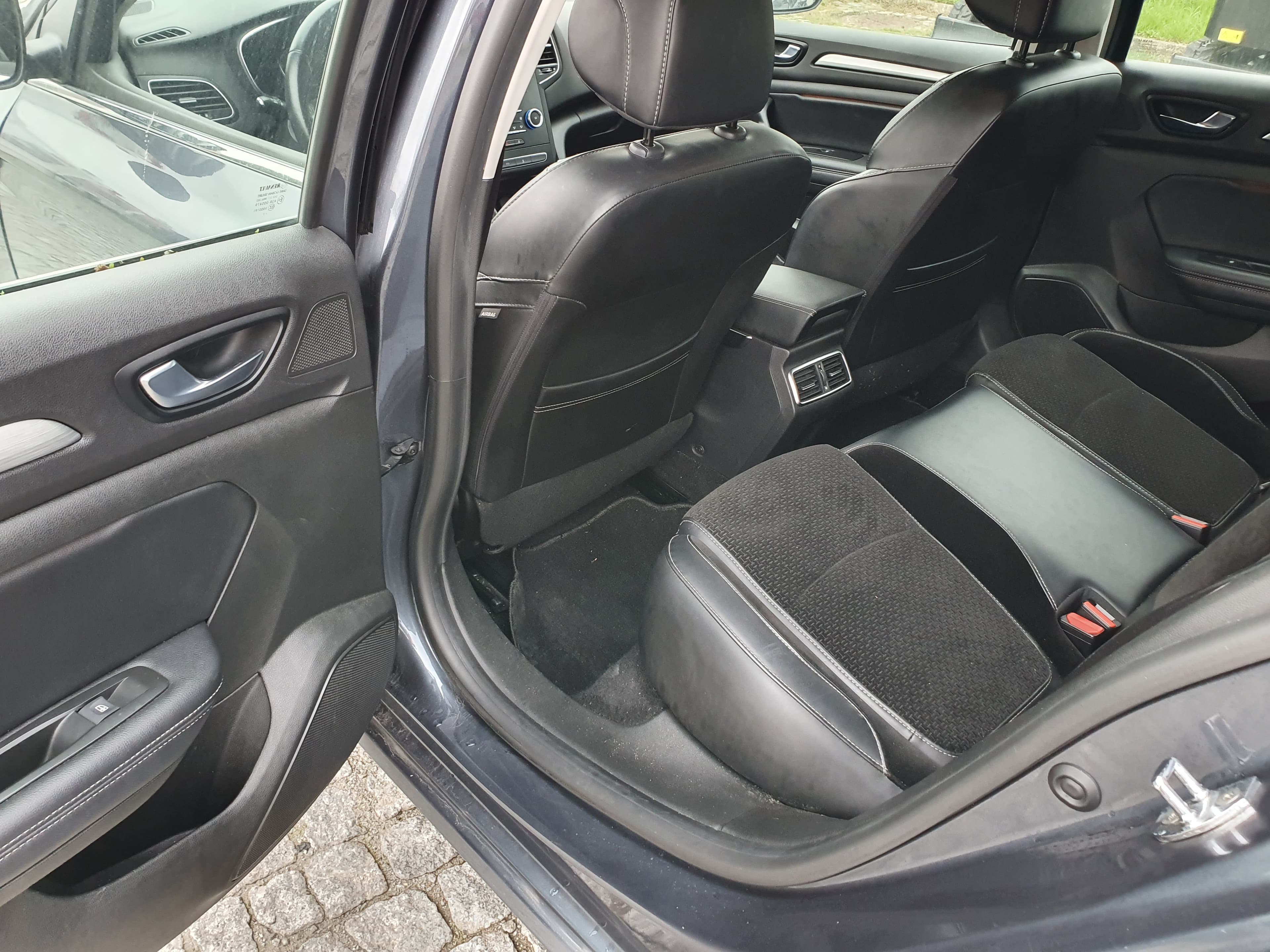 Renault Mégane · Año 2017 — imagen 28
