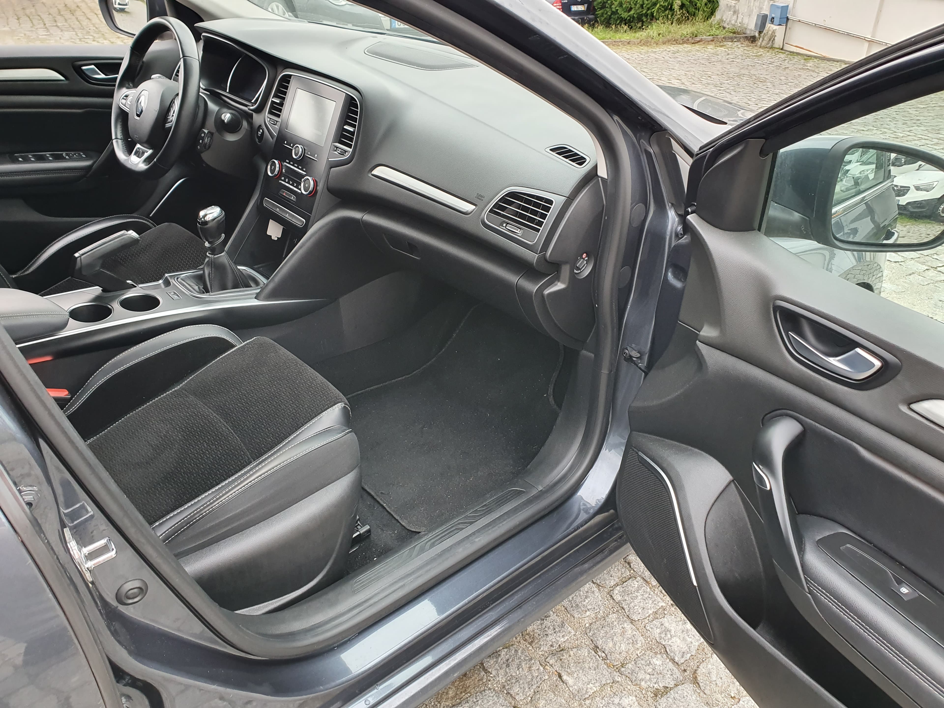 Renault Mégane · Año 2017 — imagen 14
