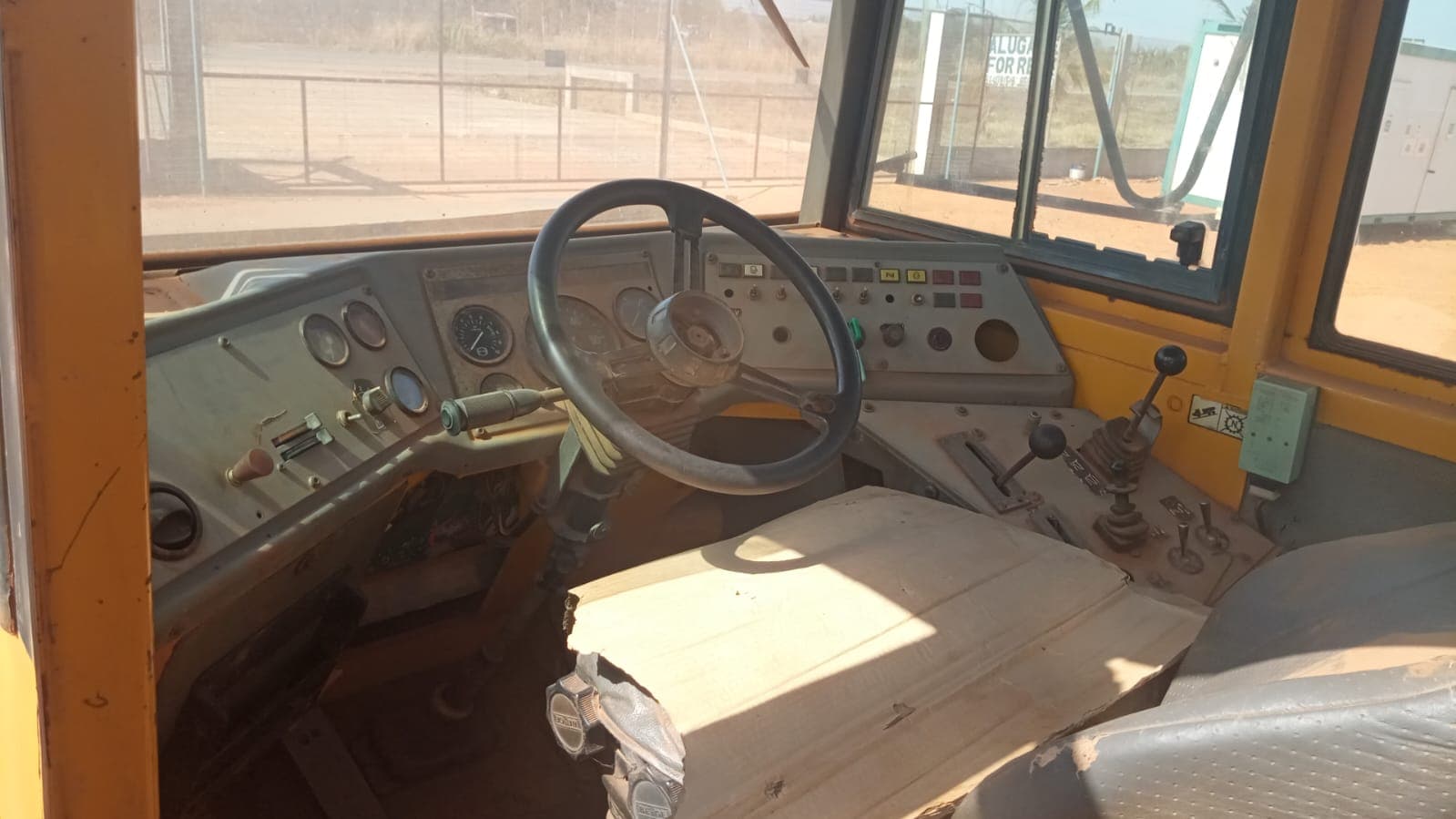 Water Truck Volvo A25C — imagem 4