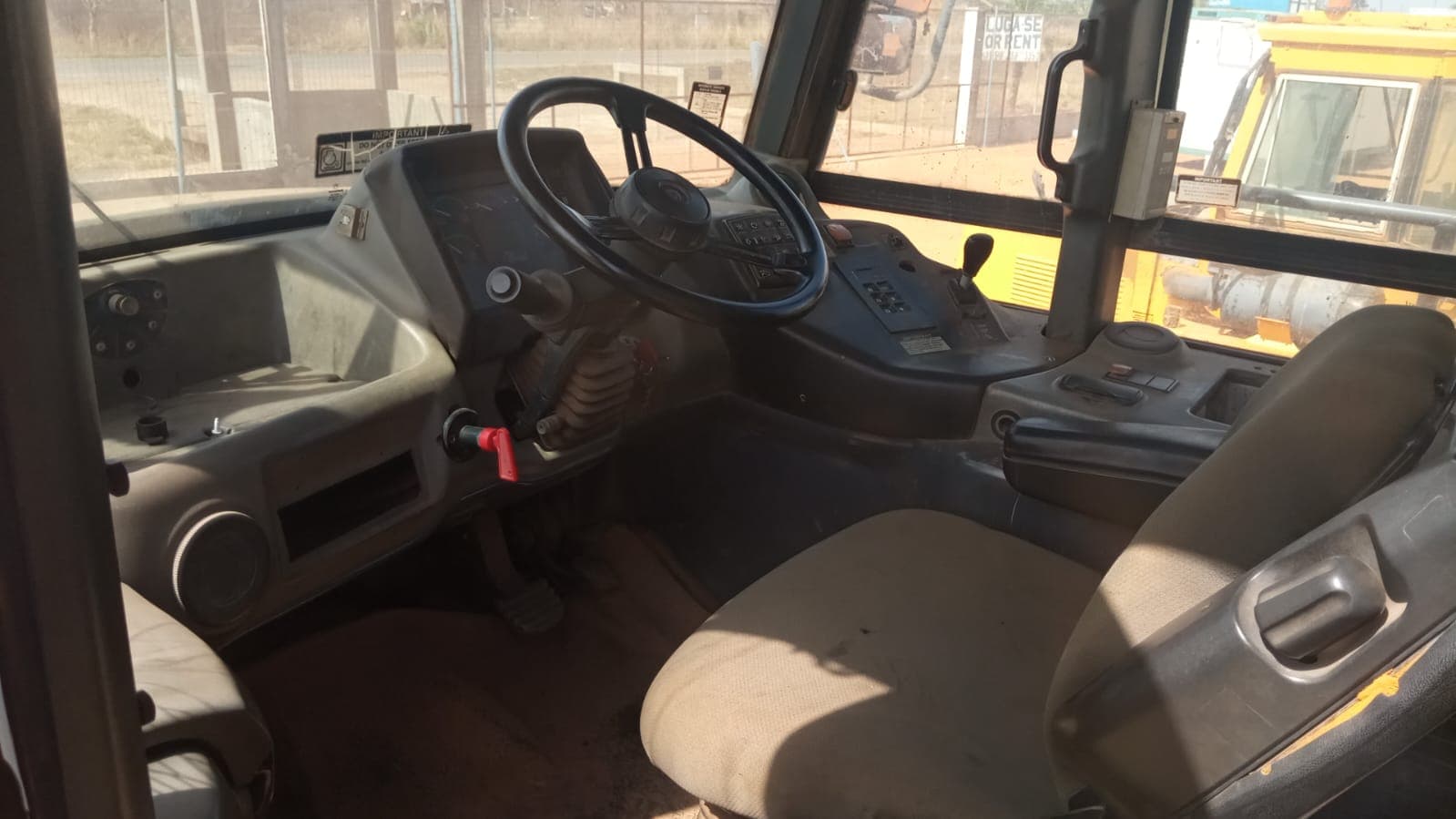 Camião Dumper ADT Bell B50D — imagem 7