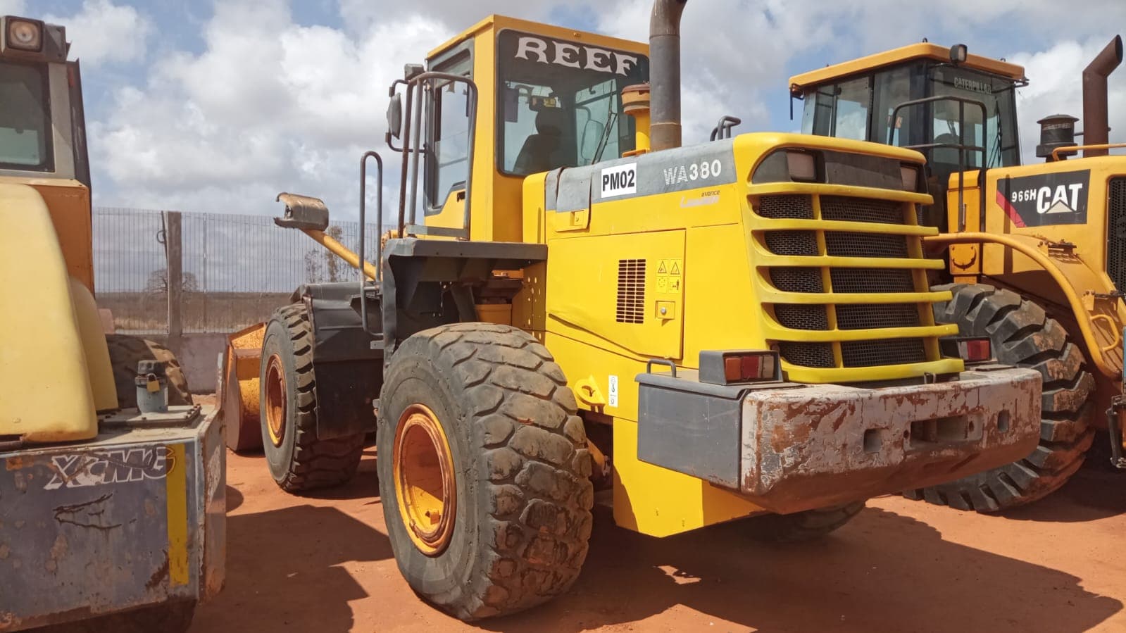 Pá carregadeira Komatsu WA380 — imagen 4