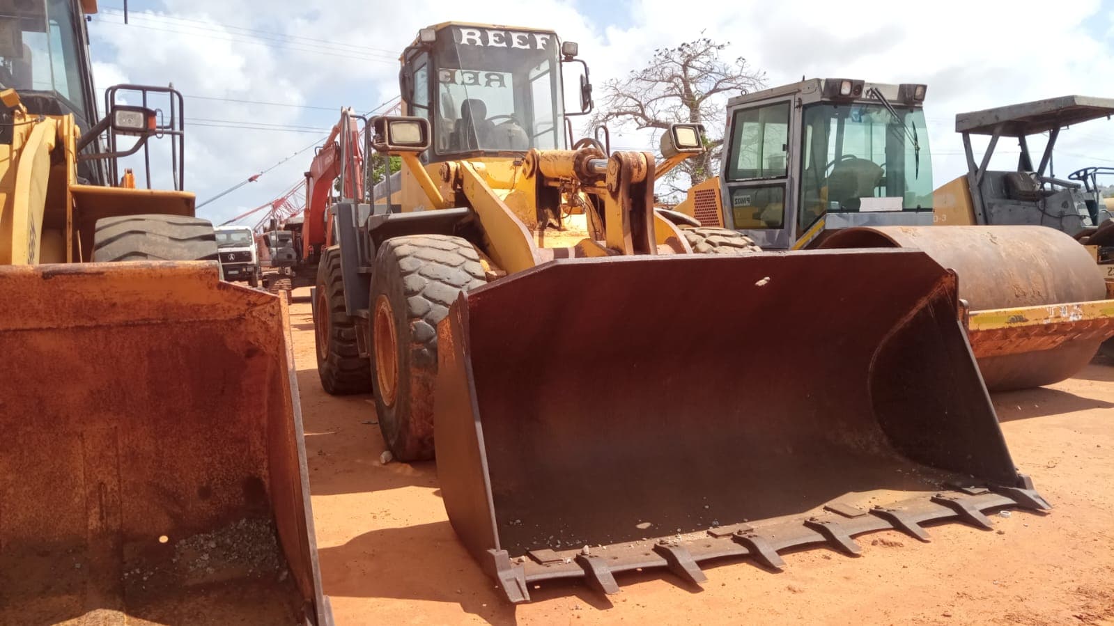 Pá carregadeira Komatsu WA380 — imagen 2