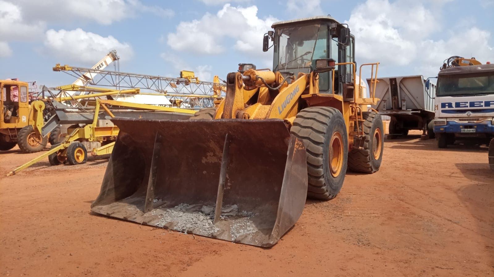 Pá carregadeira LiuGong ZL50CNX