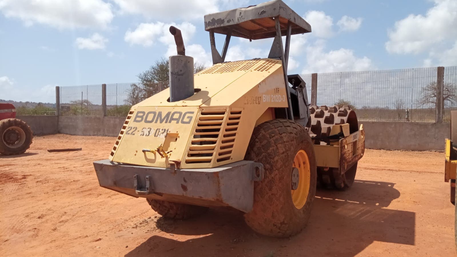 Cilindro Bomag BW212D-3 — imagen 2