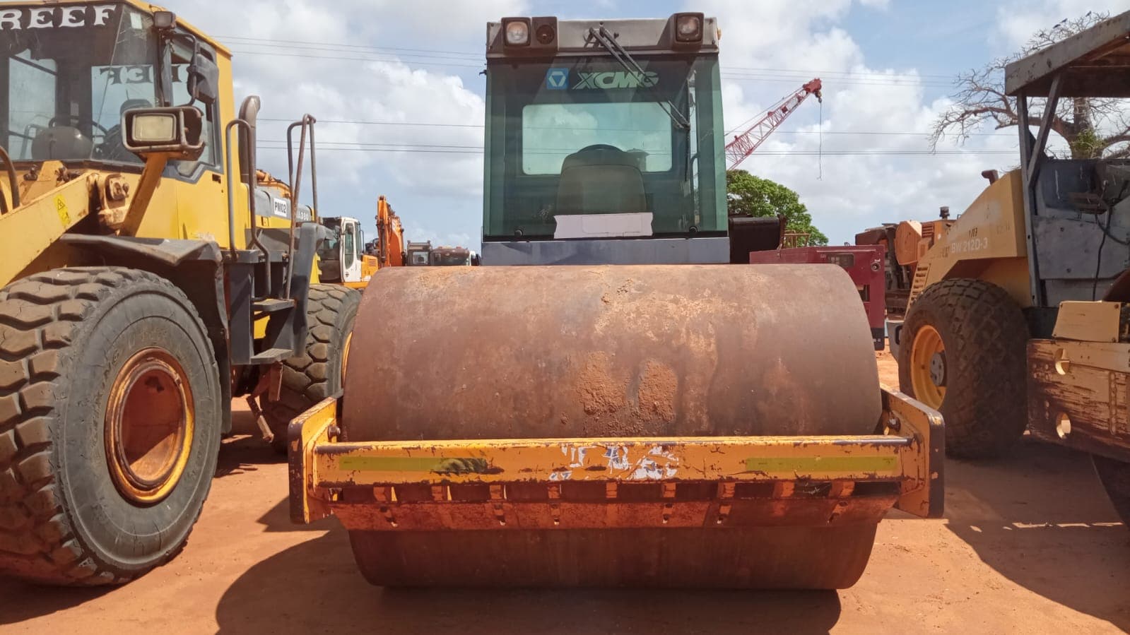 Rodillo XCMG XS120 — imagen 3