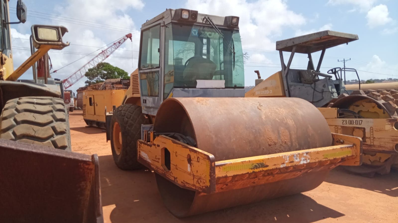 Rodillo XCMG XS120 — imagen 4