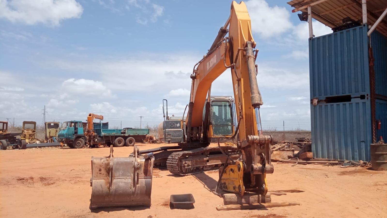 Escavadeira XCMG XE265C — imagem 6