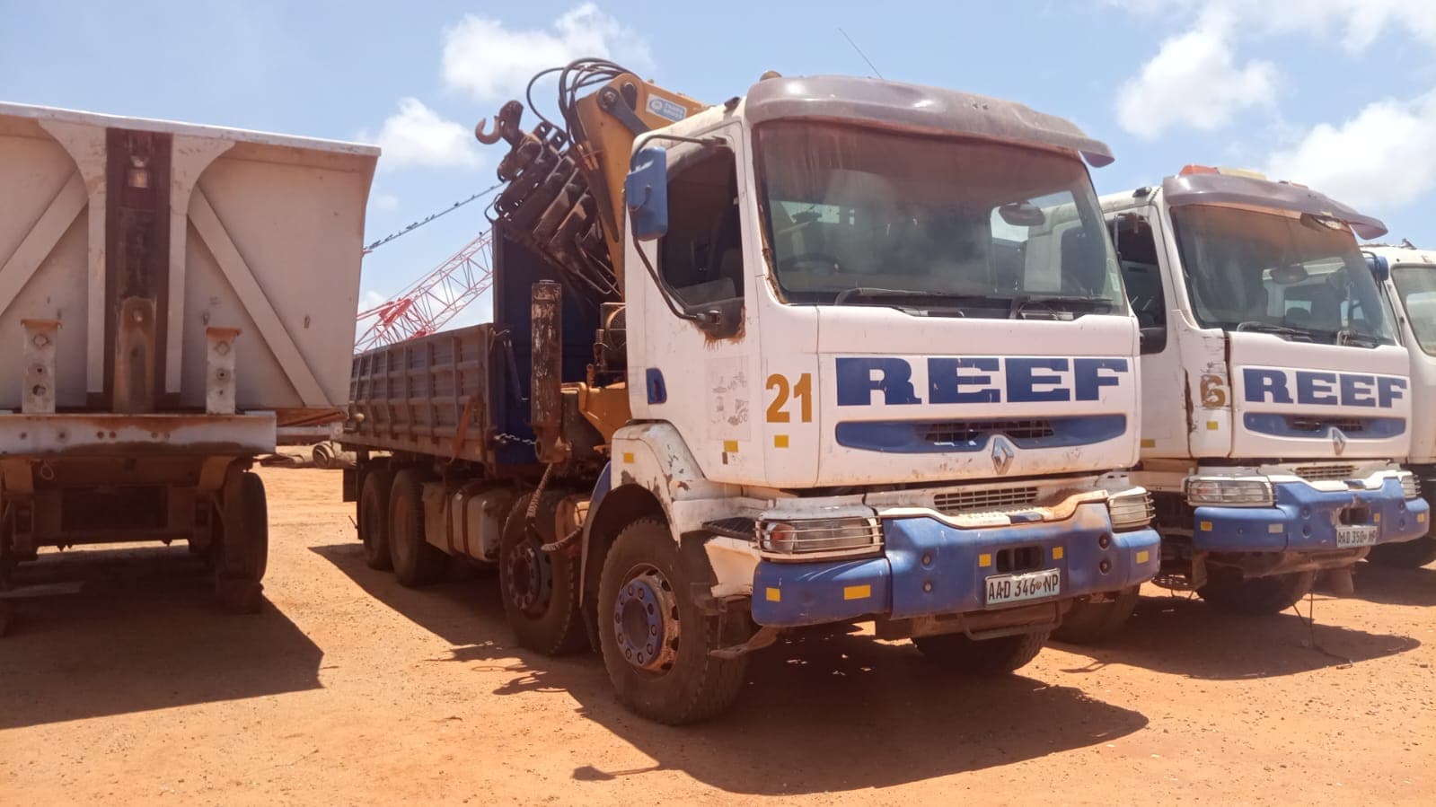 Camião Grua marca Renault 370DCI — imagen 1