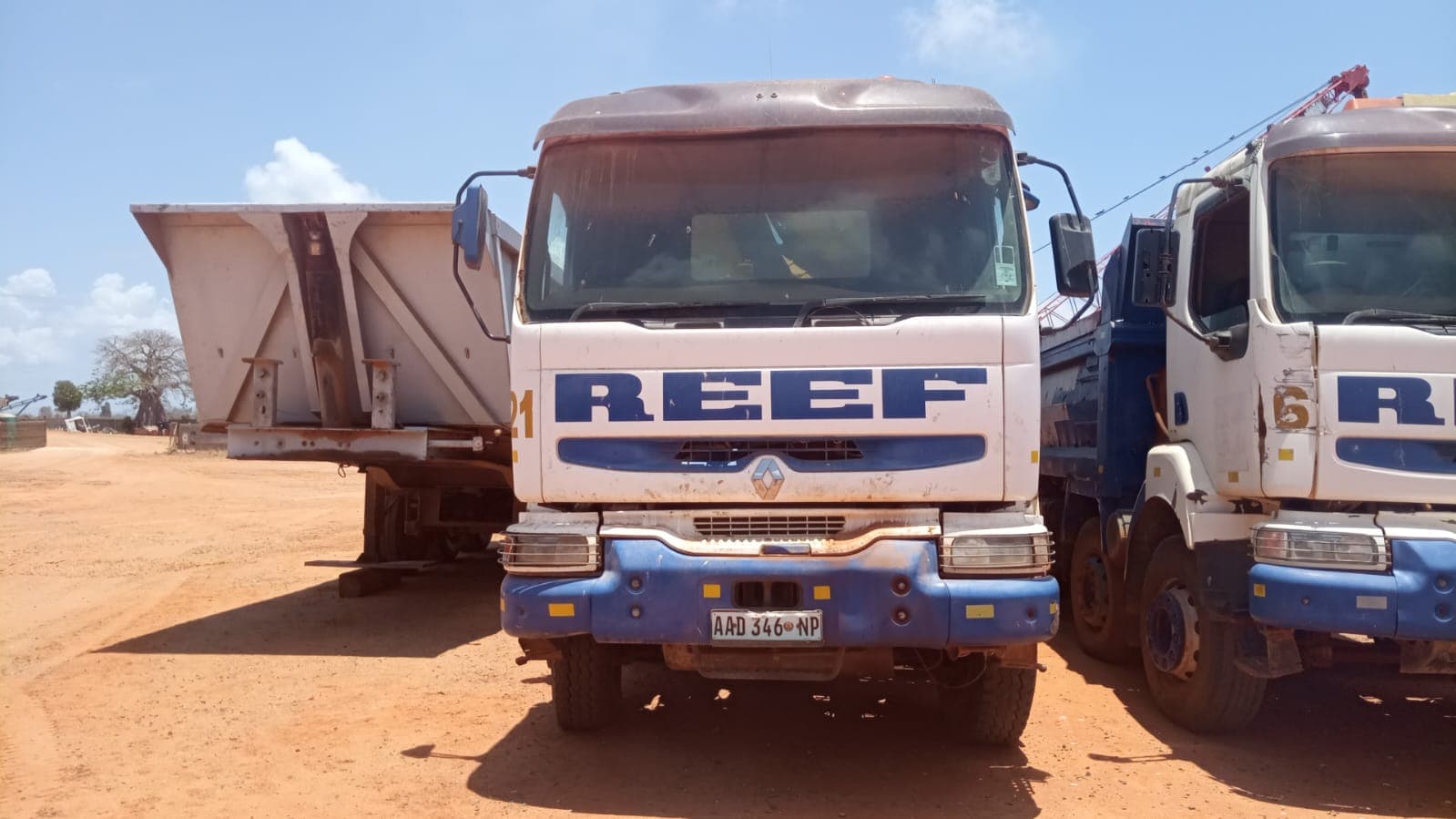 Camião Grua marca Renault 370DCI — imagen 3