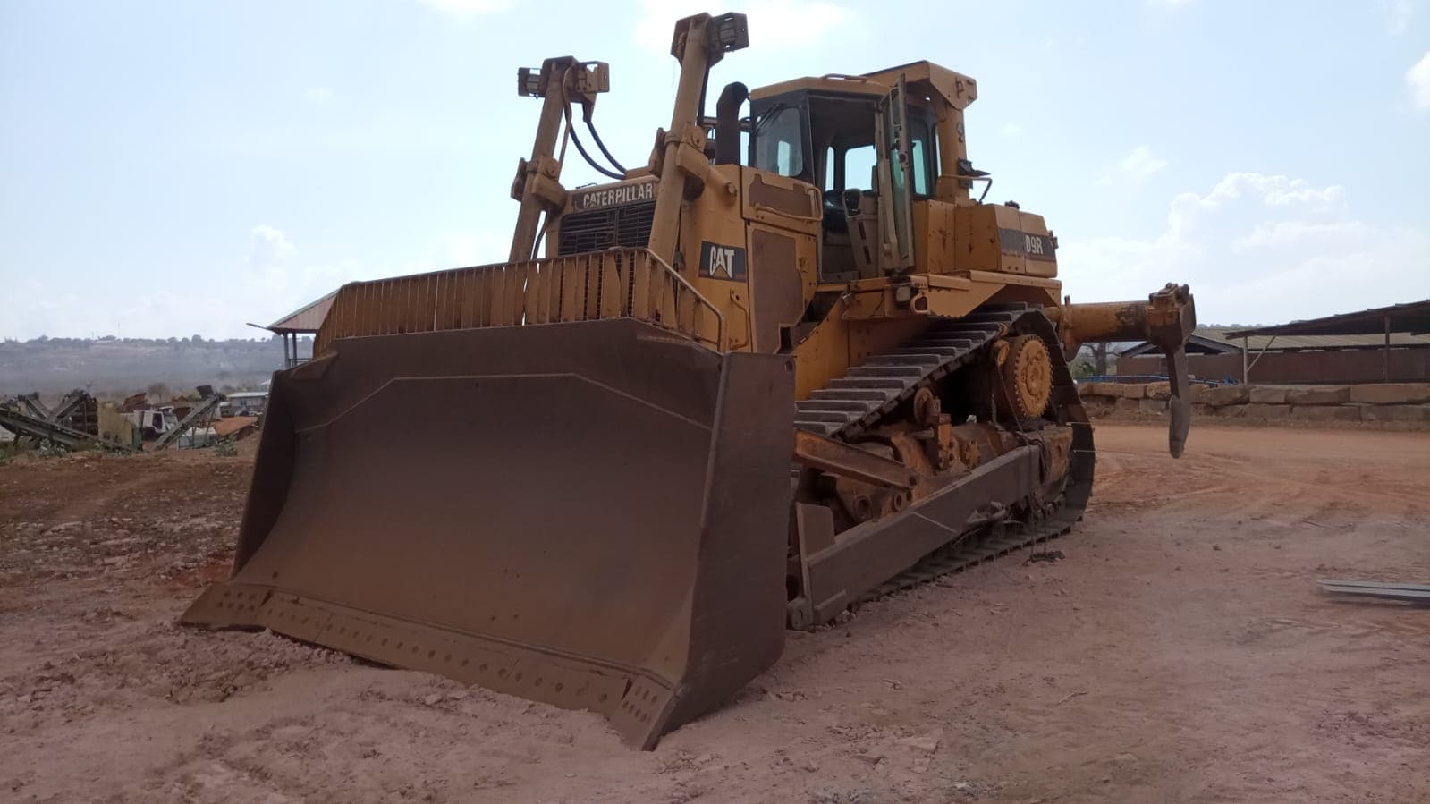 Bulldozer CAT D9R — imagen 7