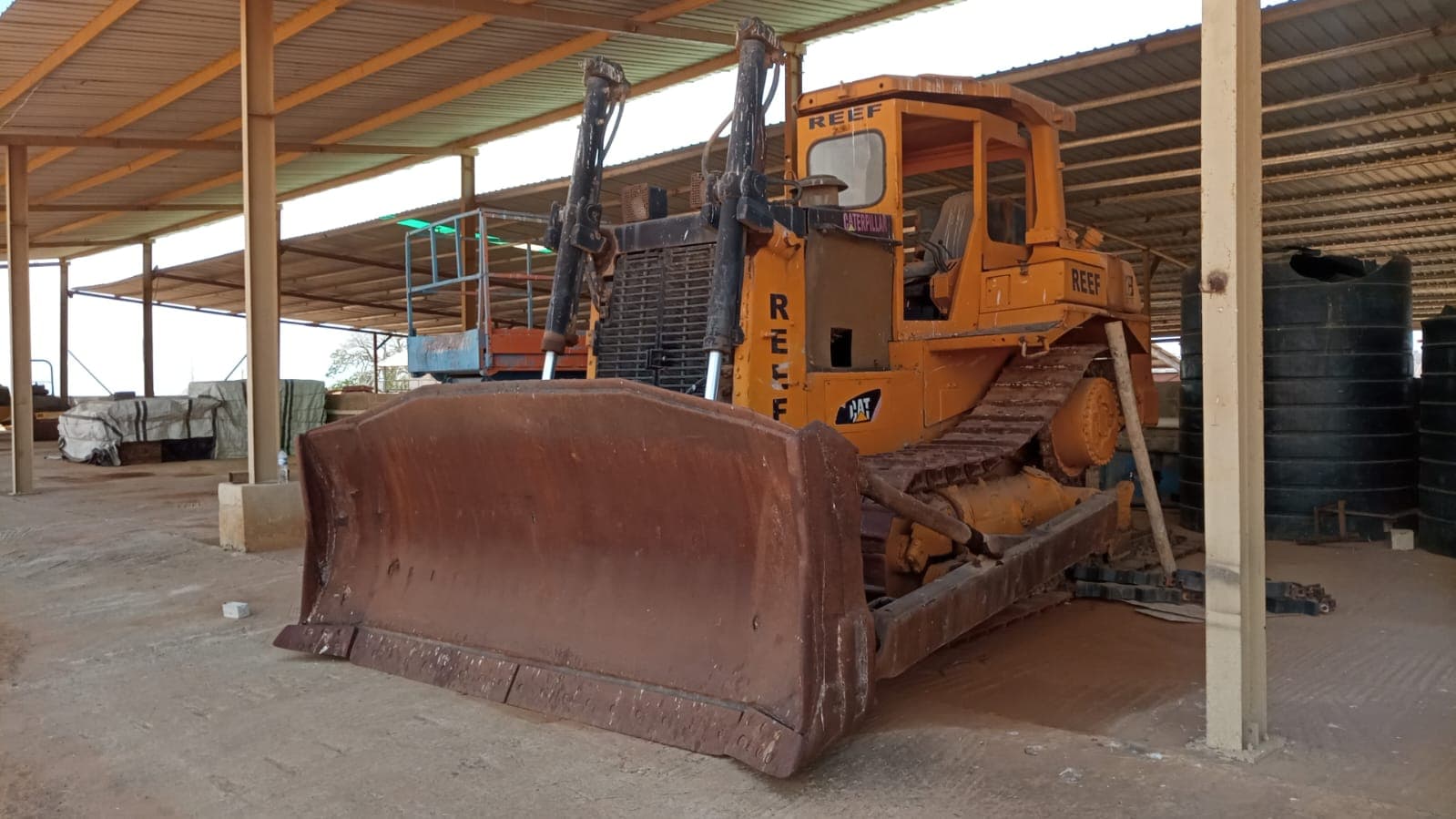 Bulldozer CAT D9R — imagen 4
