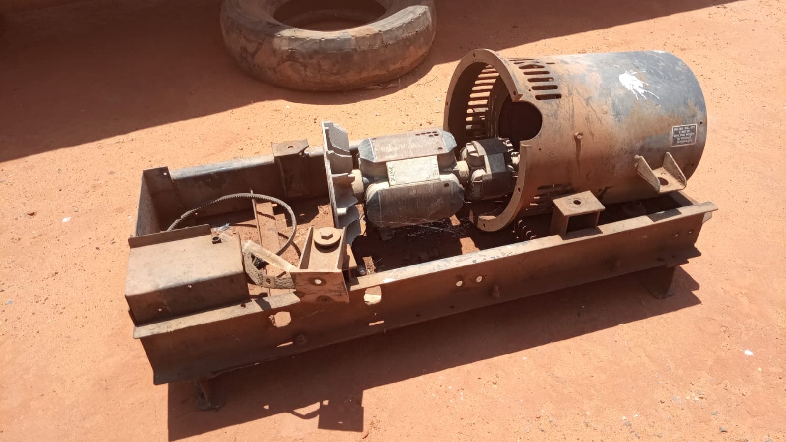 Hydraulic travel motor — imagen 3