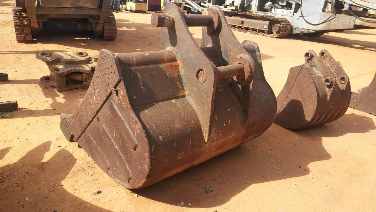 Balde escavadeira 1.2m — image 3