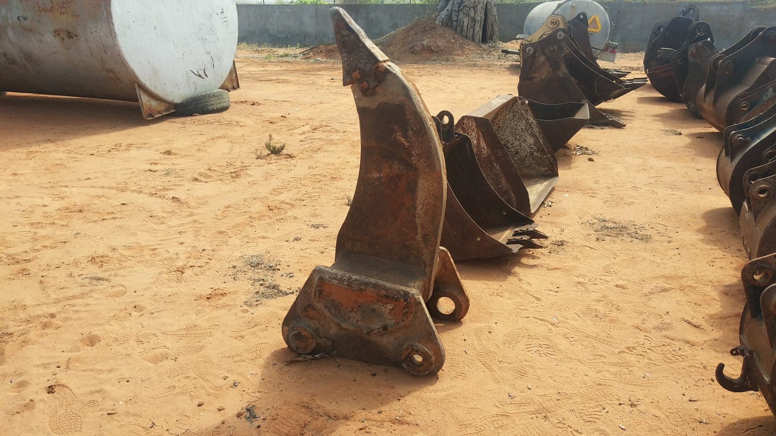 Micro Trenching Bucket — image 2