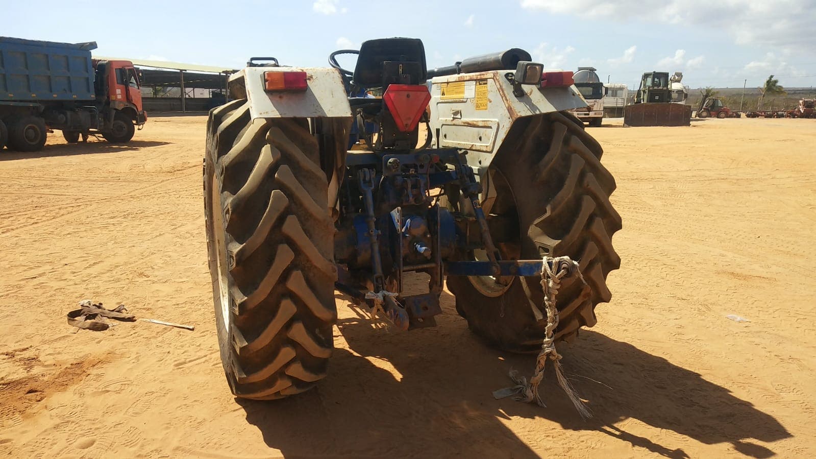 Tractor FARMTRAC — imagen 4