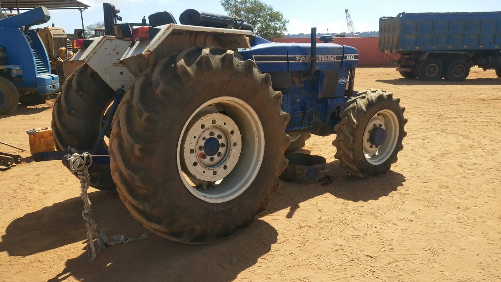 Tractor FARMTRAC — imagen 5