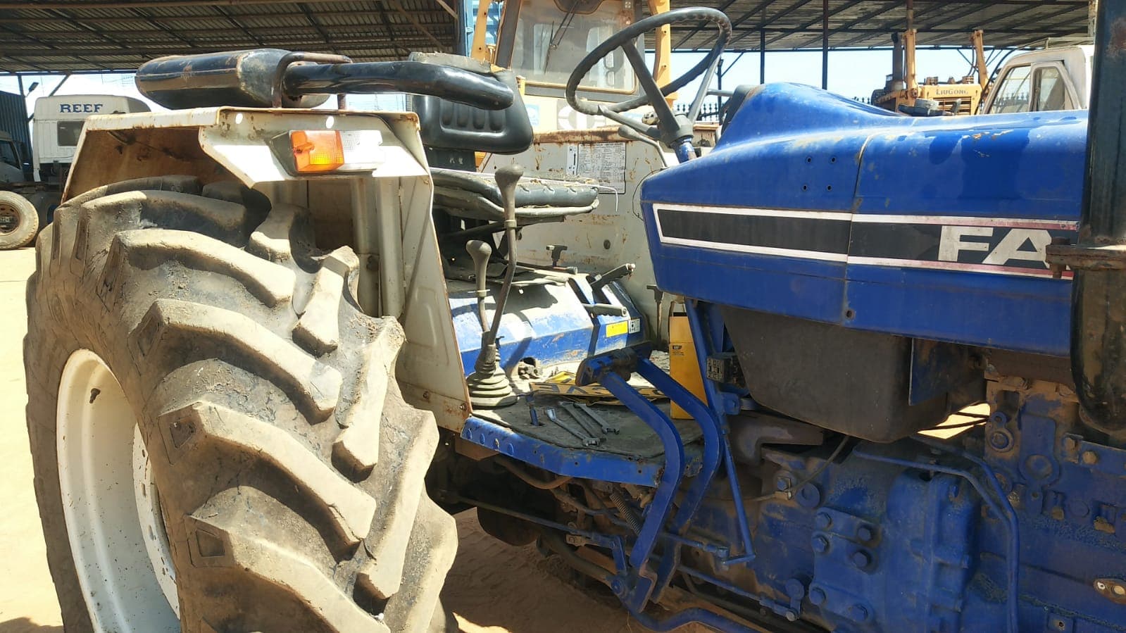 Tractor FARMTRAC — imagen 11