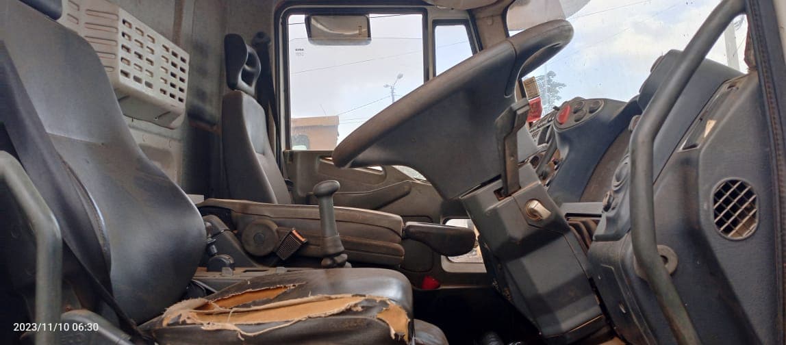 Camião de marca Iveco — imagem 10