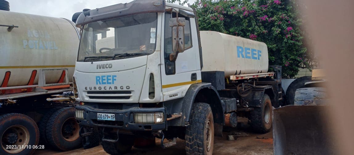 Camião de marca Iveco