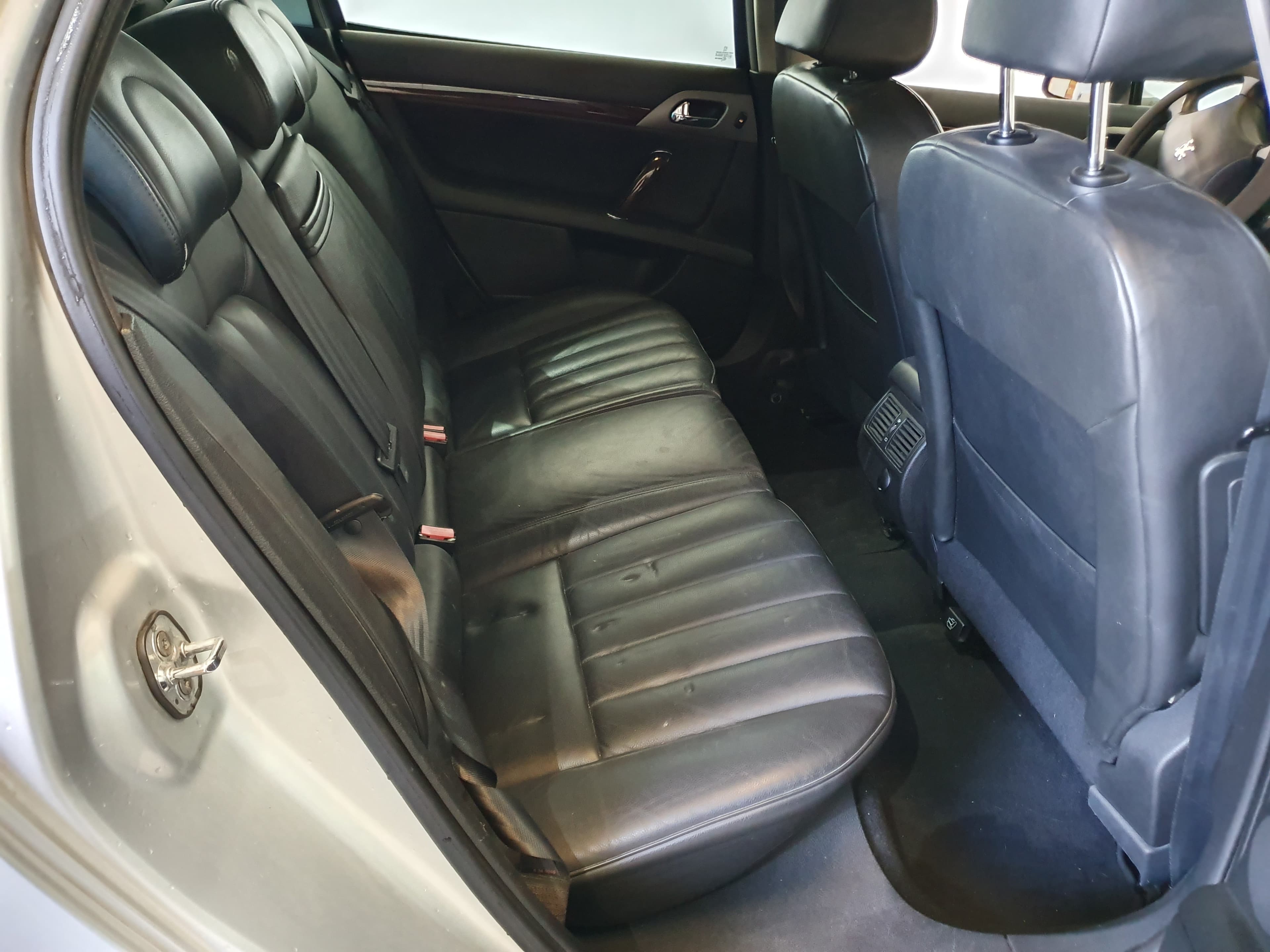 Peugeot 407 · Ano 2005 — image 22