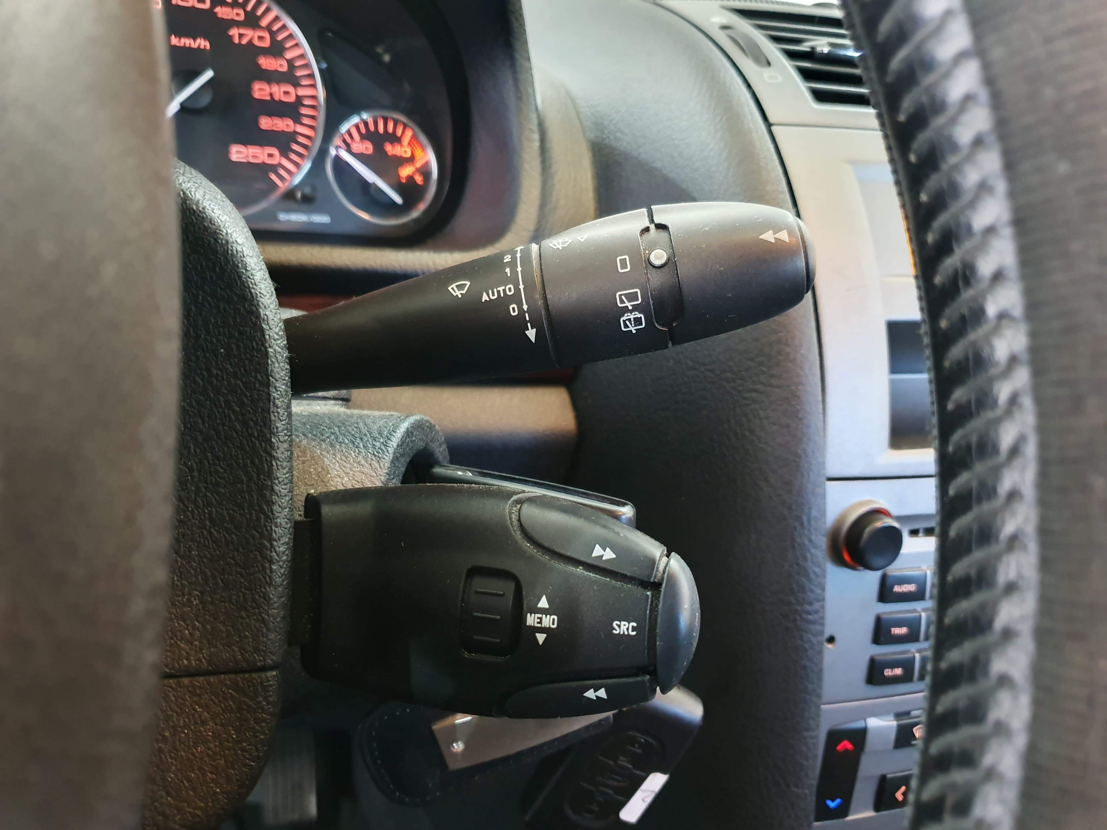Peugeot 407 · Ano 2005 — image 43