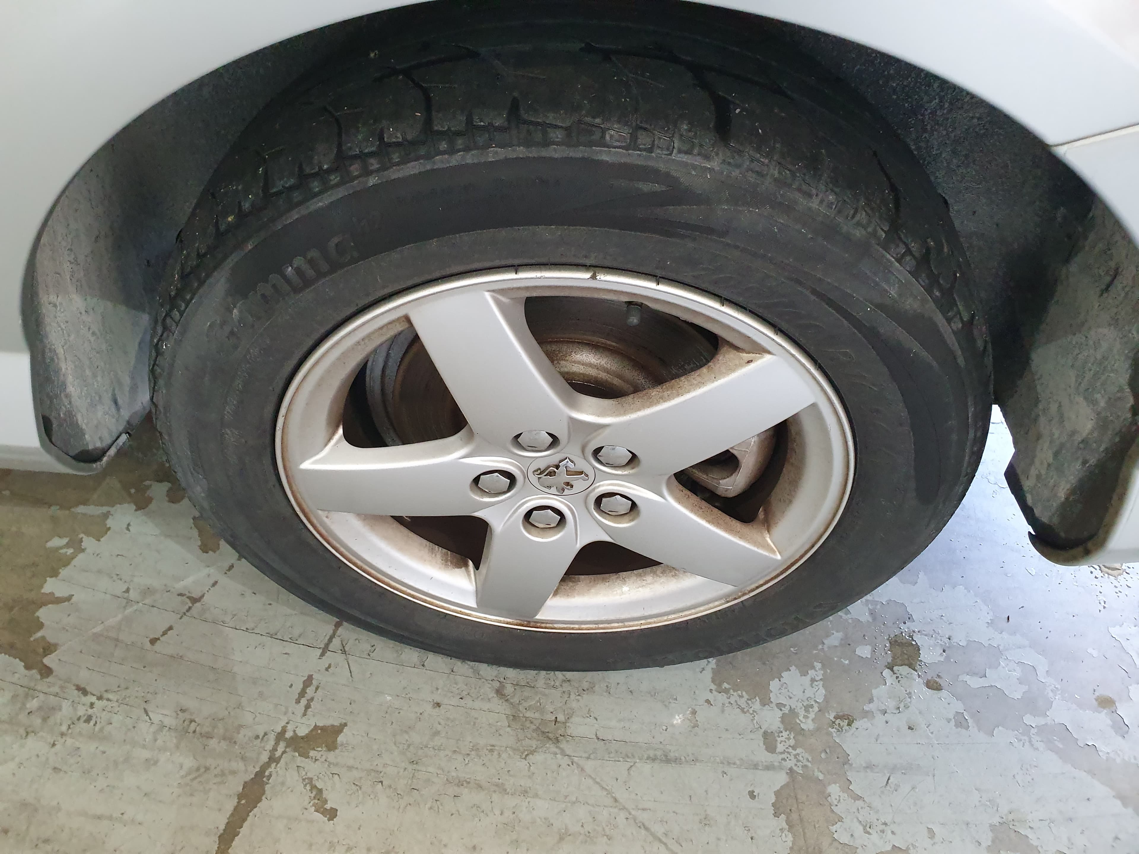 Peugeot 407 · Ano 2005 — image 19