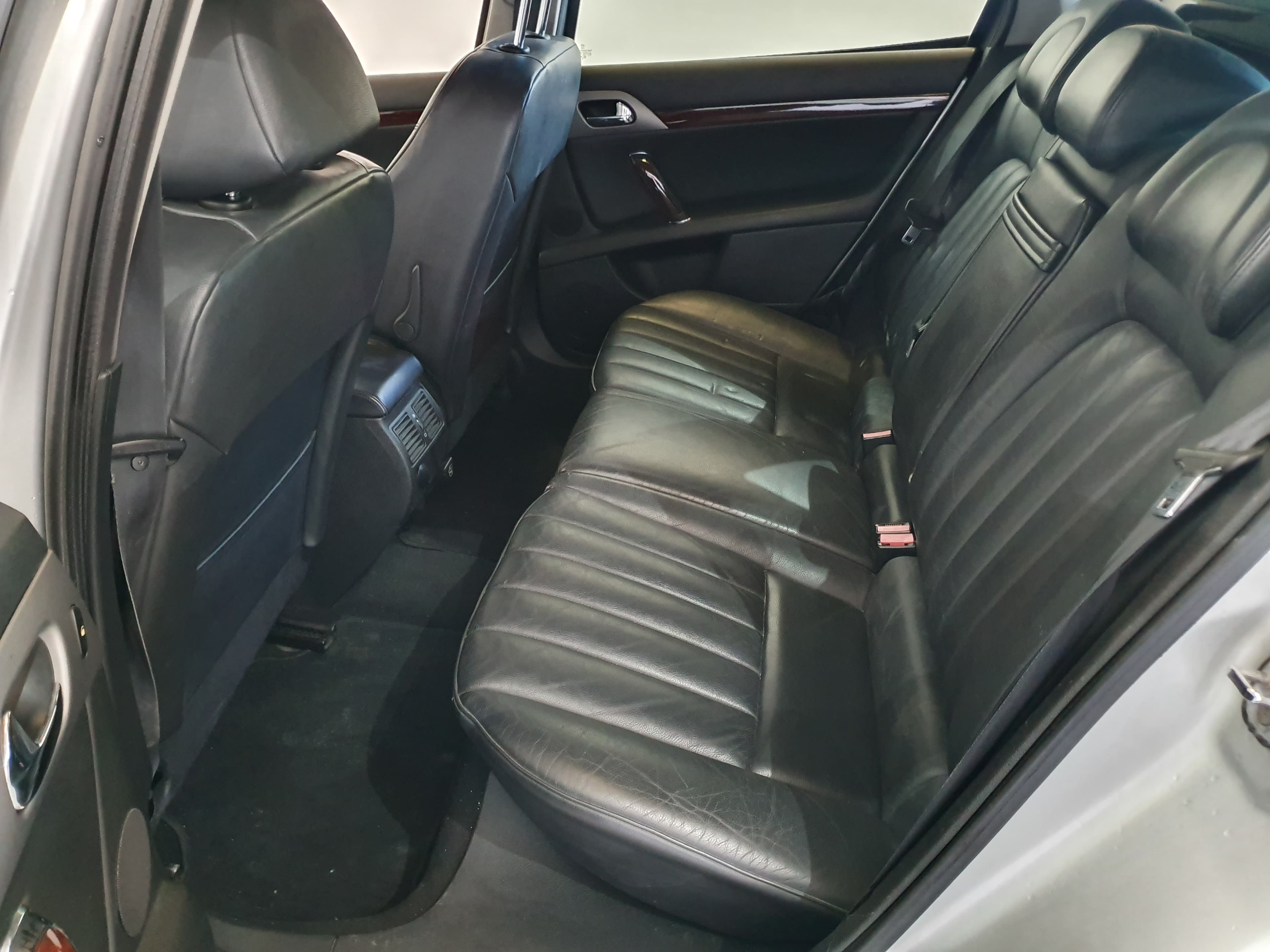 Peugeot 407 · Ano 2005 — image 28