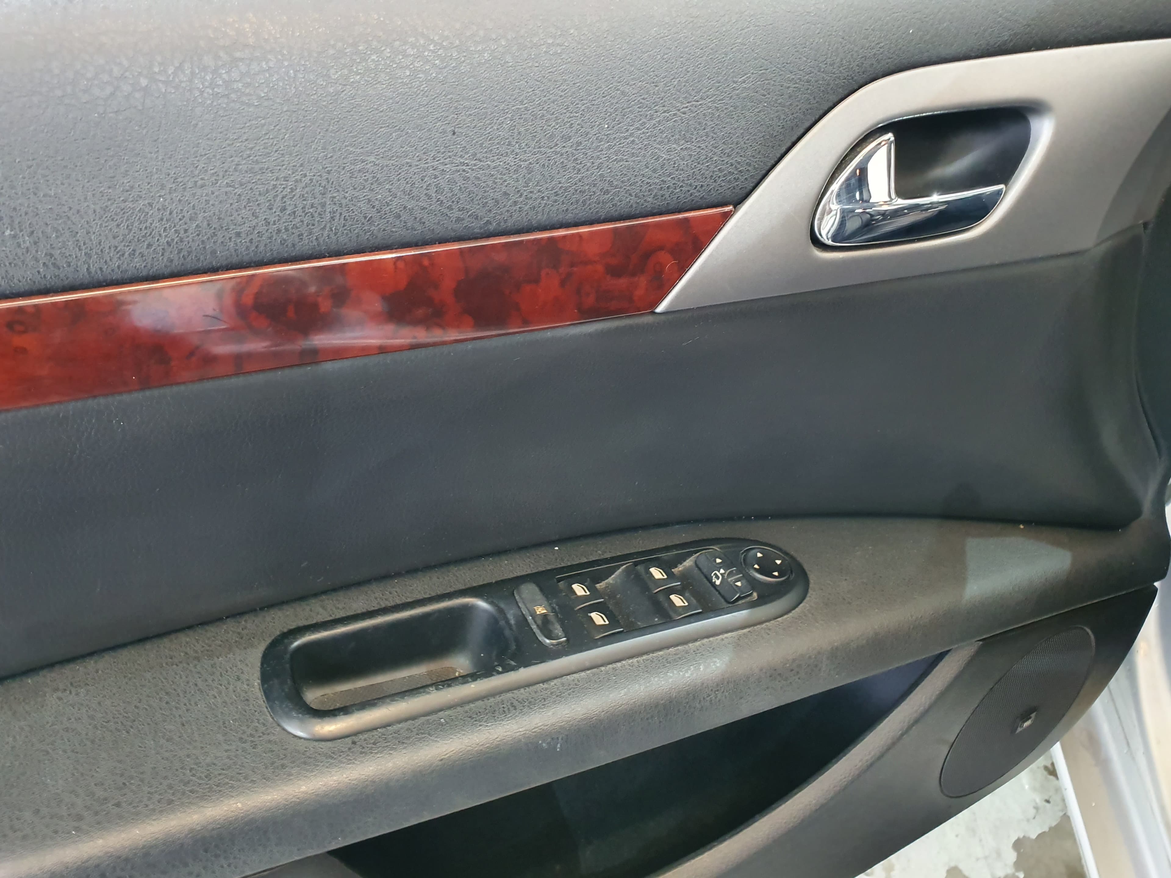 Peugeot 407 · Ano 2005 — image 37