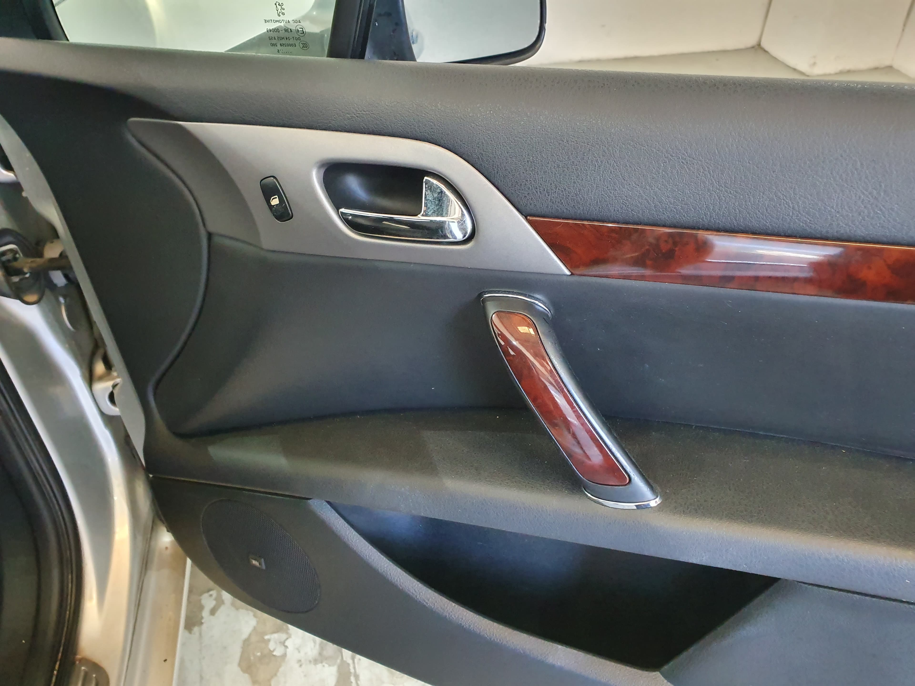 Peugeot 407 · Ano 2005 — image 24