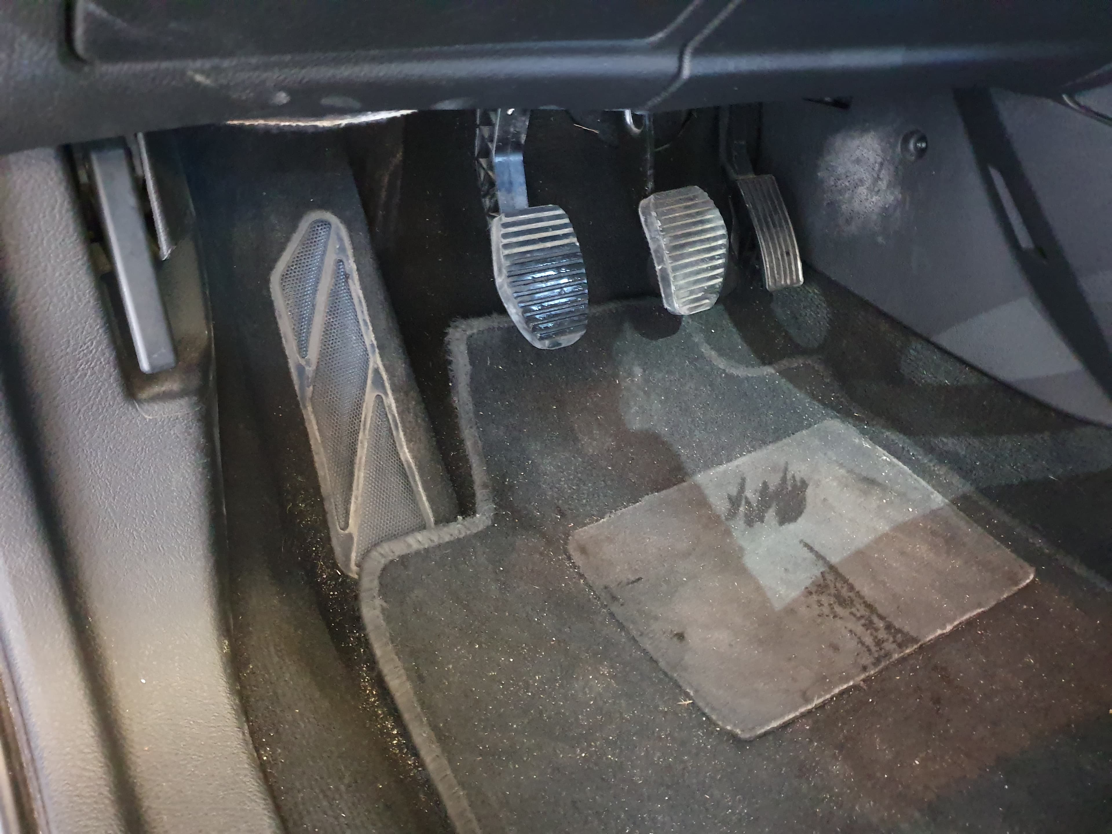 Peugeot 407 · Ano 2005 — image 30