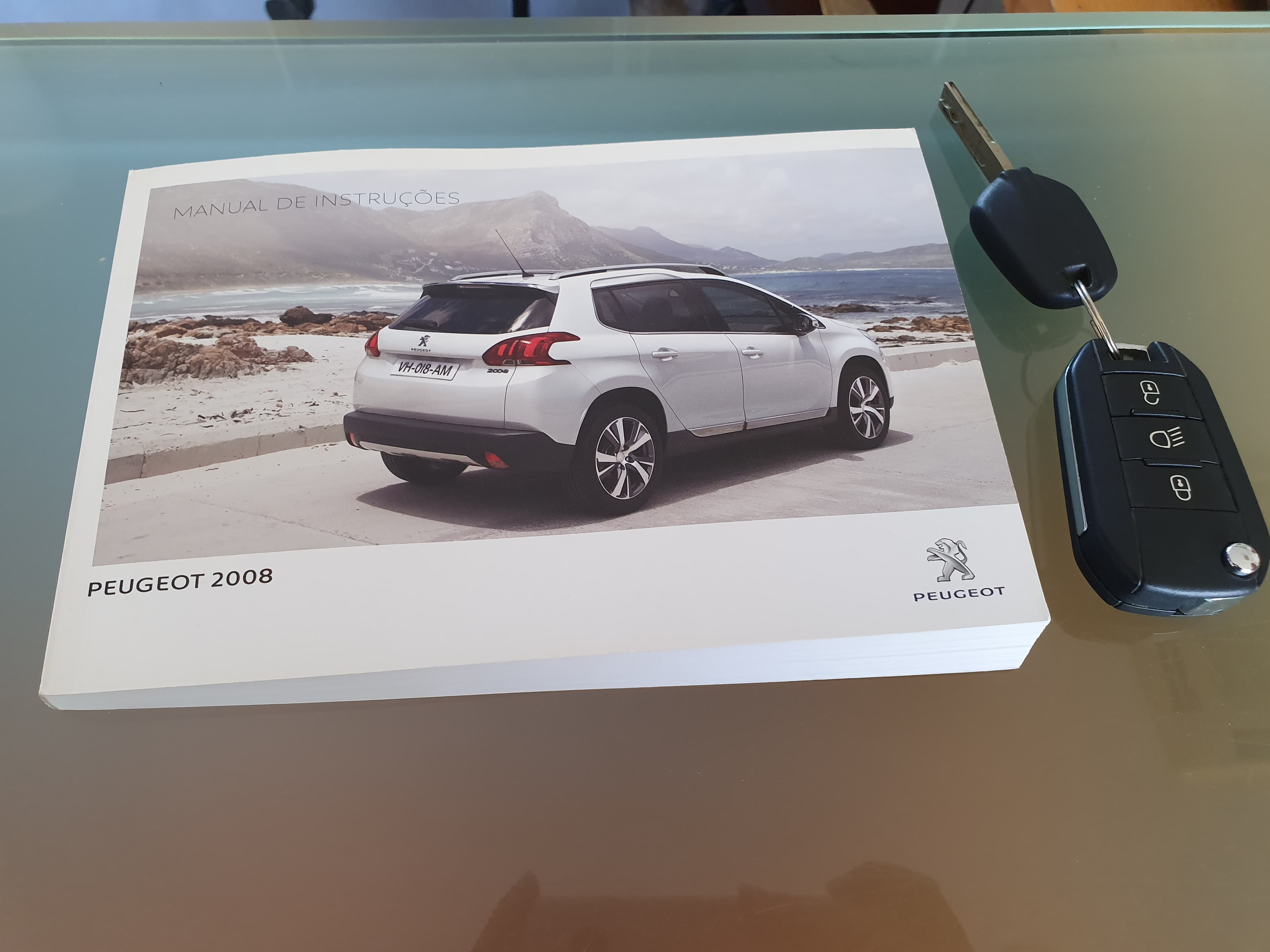 Peugeot 2008 · Ano 2015 — image 45