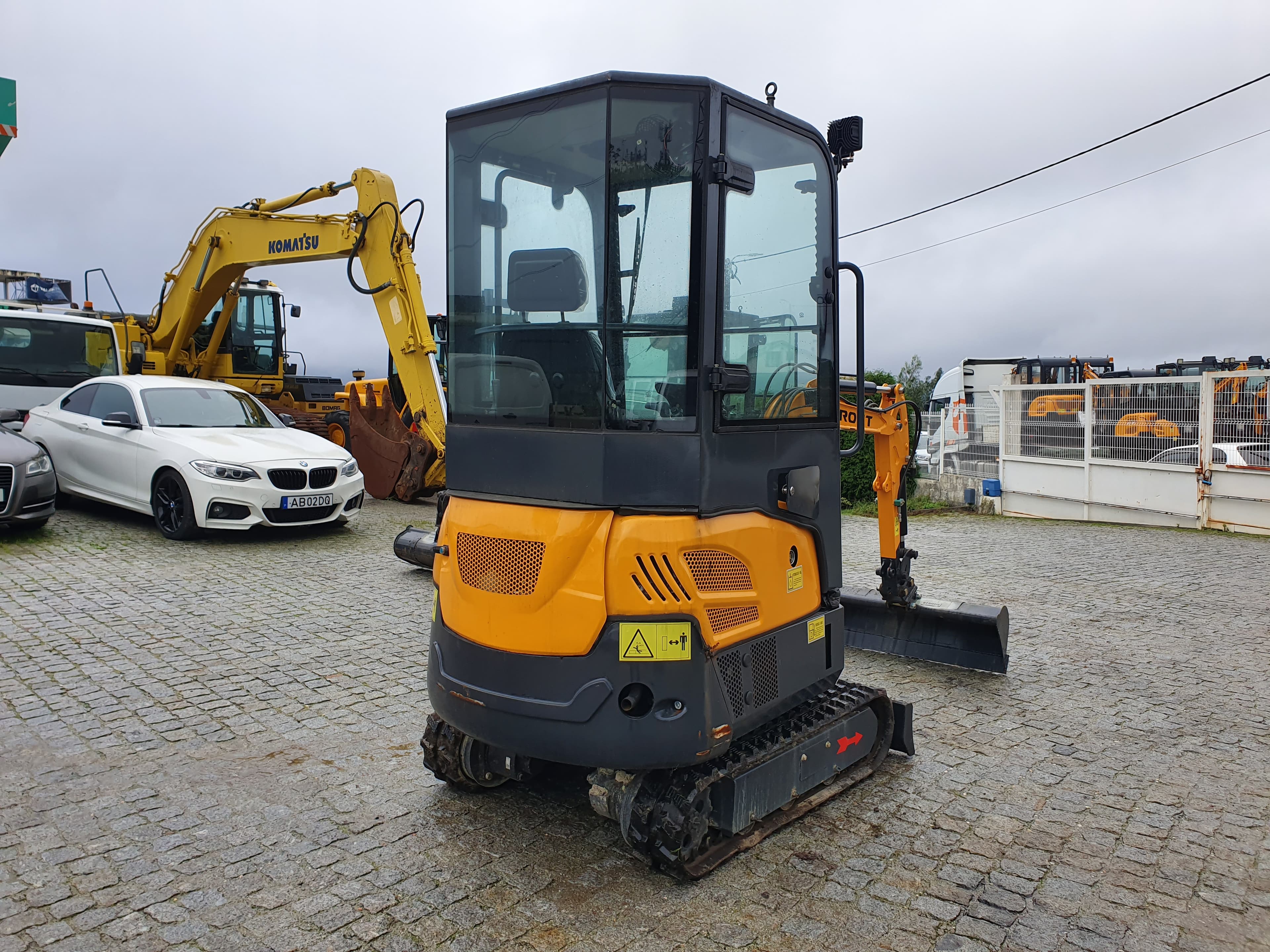 Mini Giratória Infront YFE16 · Ano 2022 — imagen 4