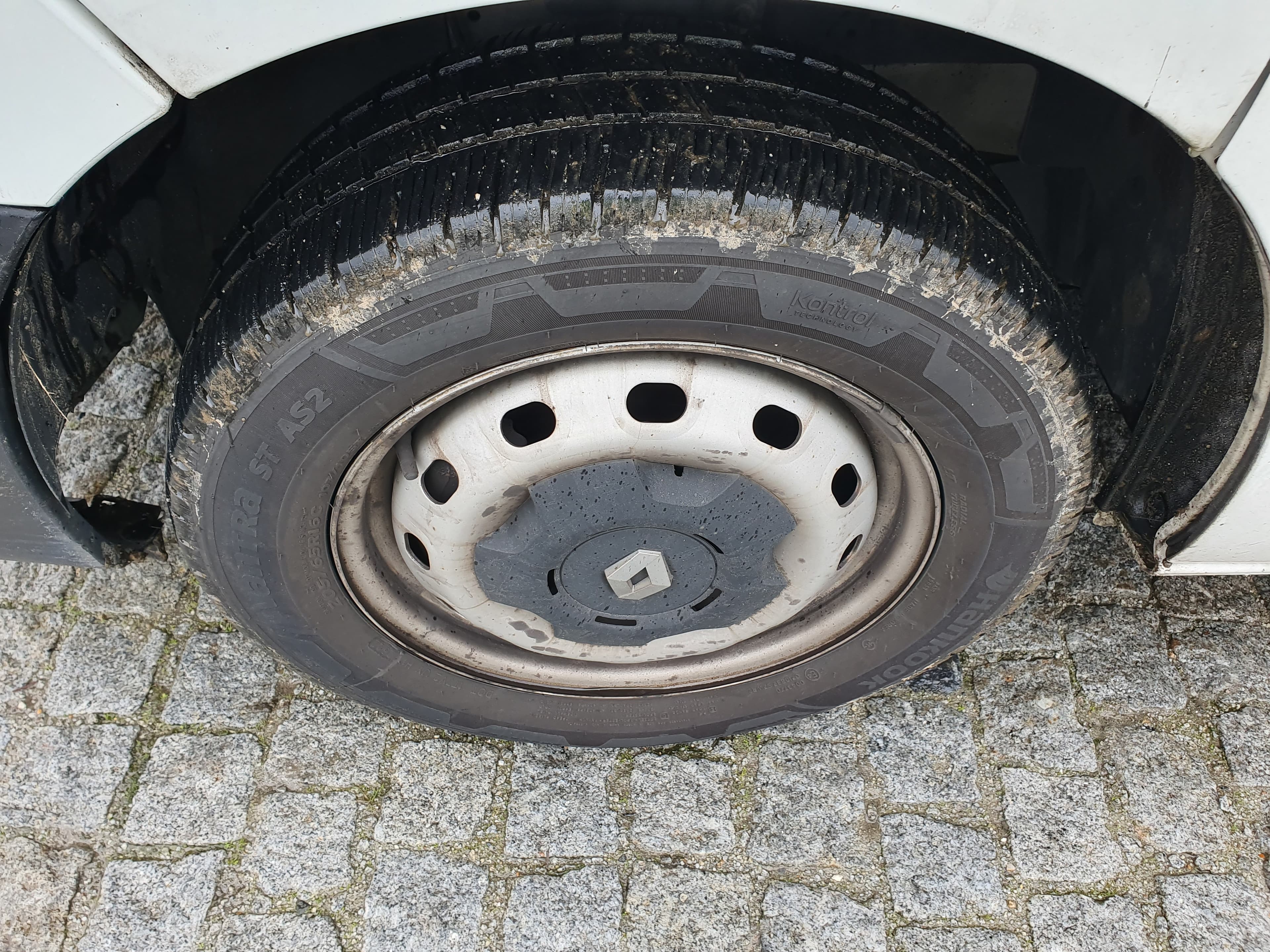 Renault Trafic · Ano 2019 — image 16