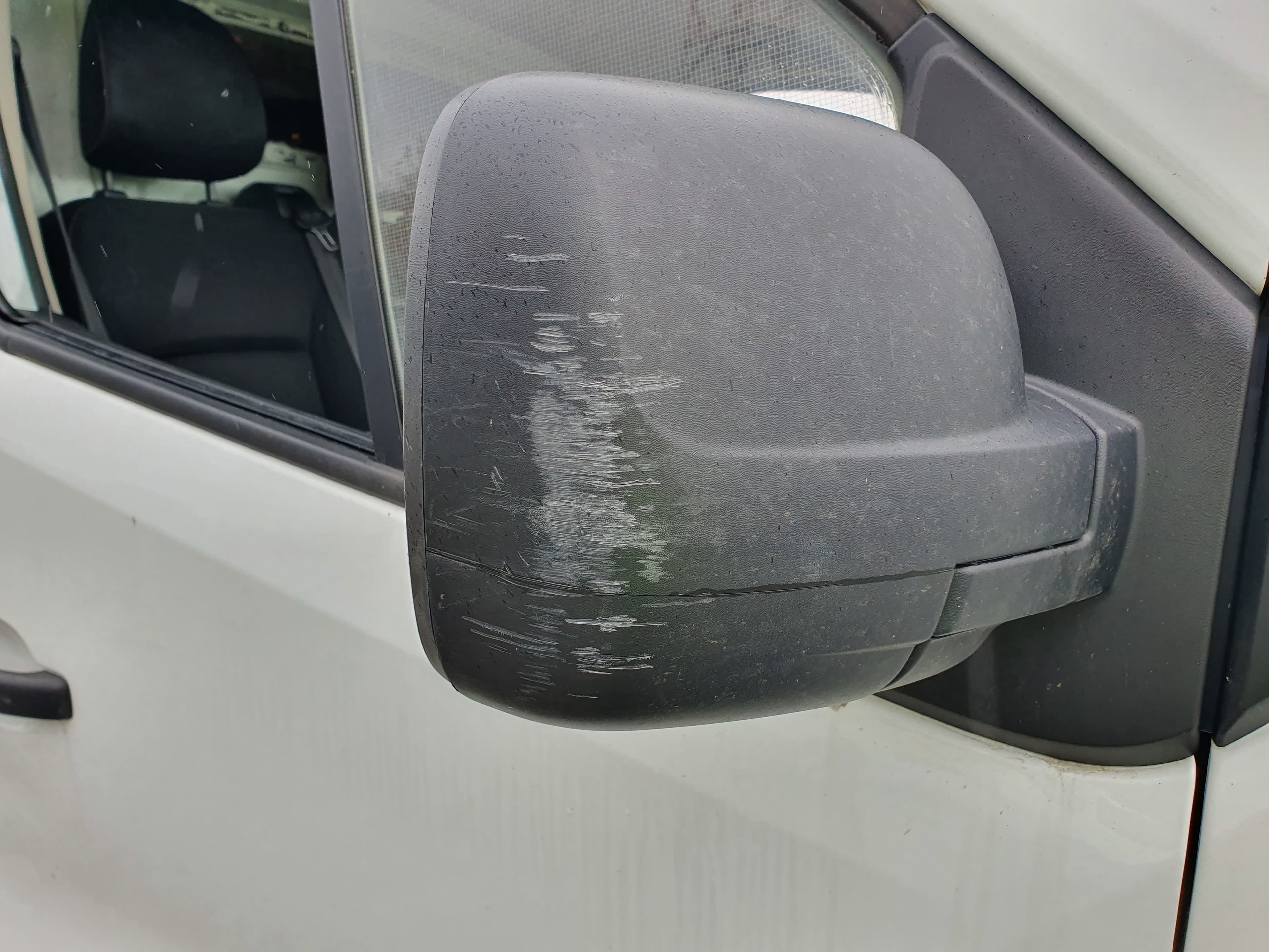Renault Trafic · Ano 2019 — image 10