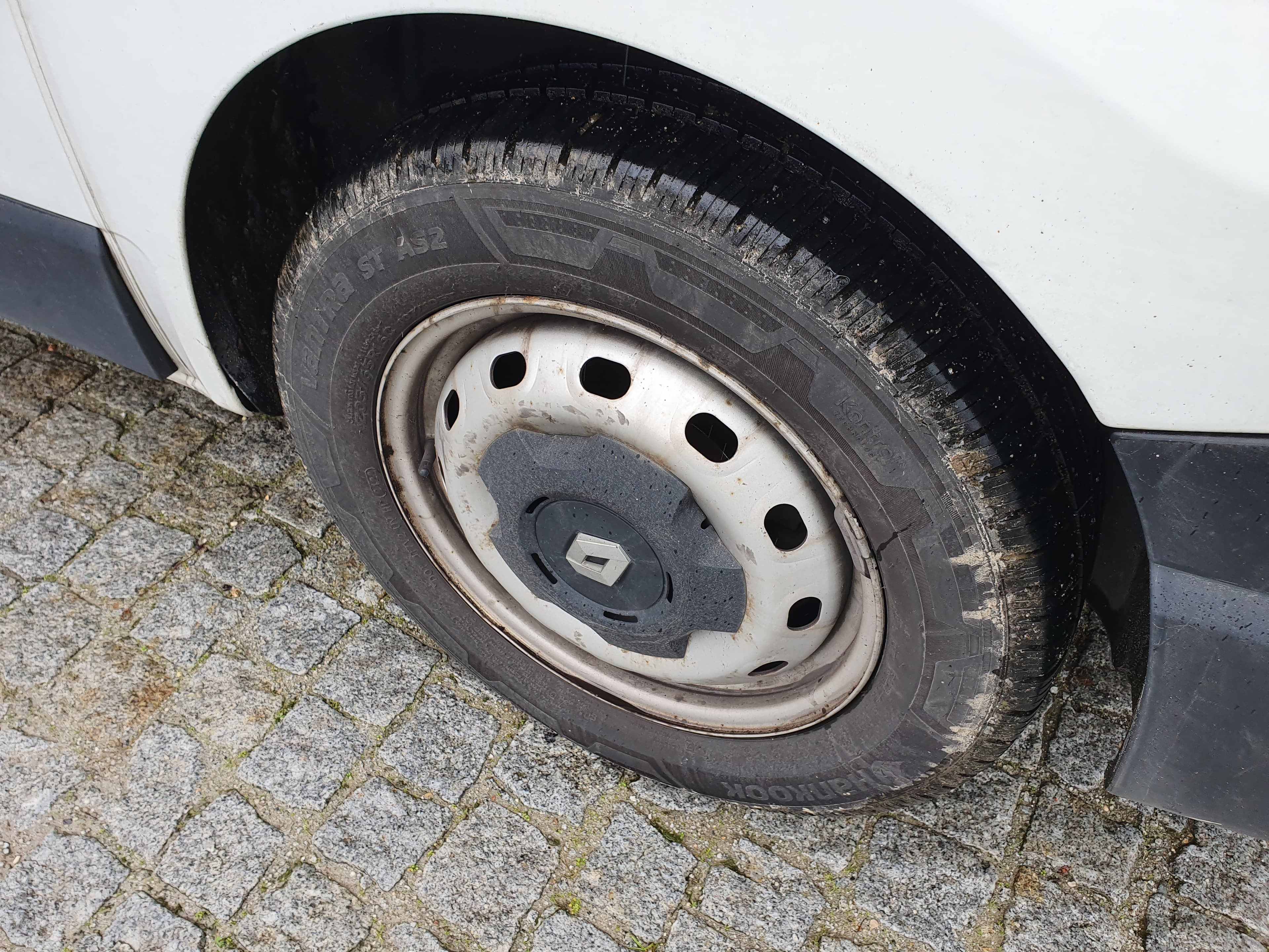 Renault Trafic · Ano 2019 — image 14