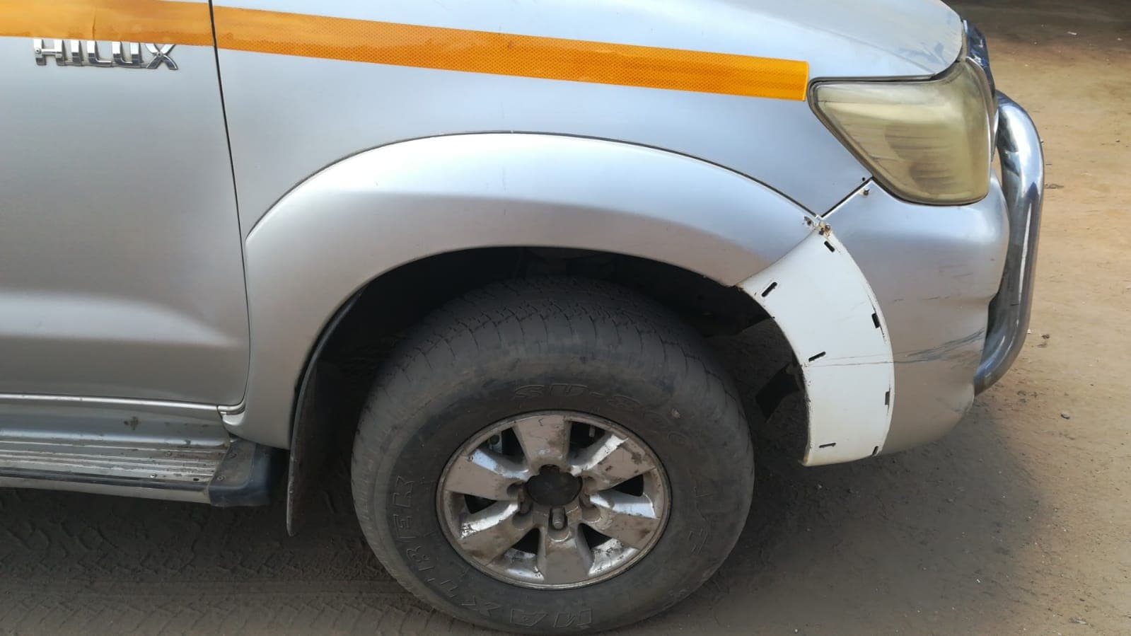 Toyota Hilux · Ano 2013 — imagem 7