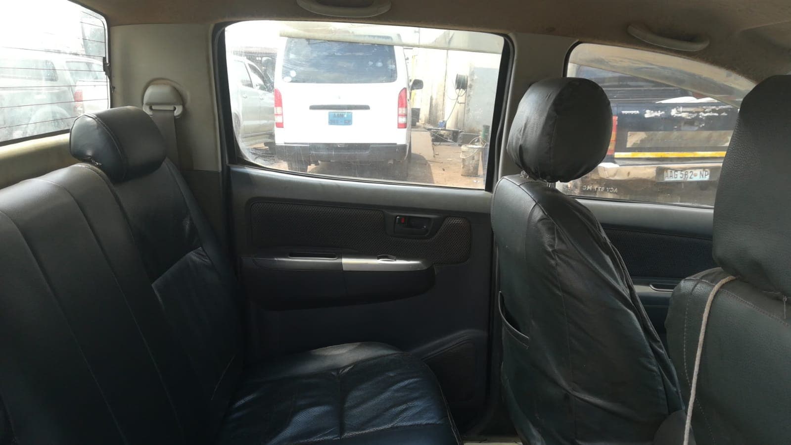 Toyota Hilux · Ano 2013 — imagem 11