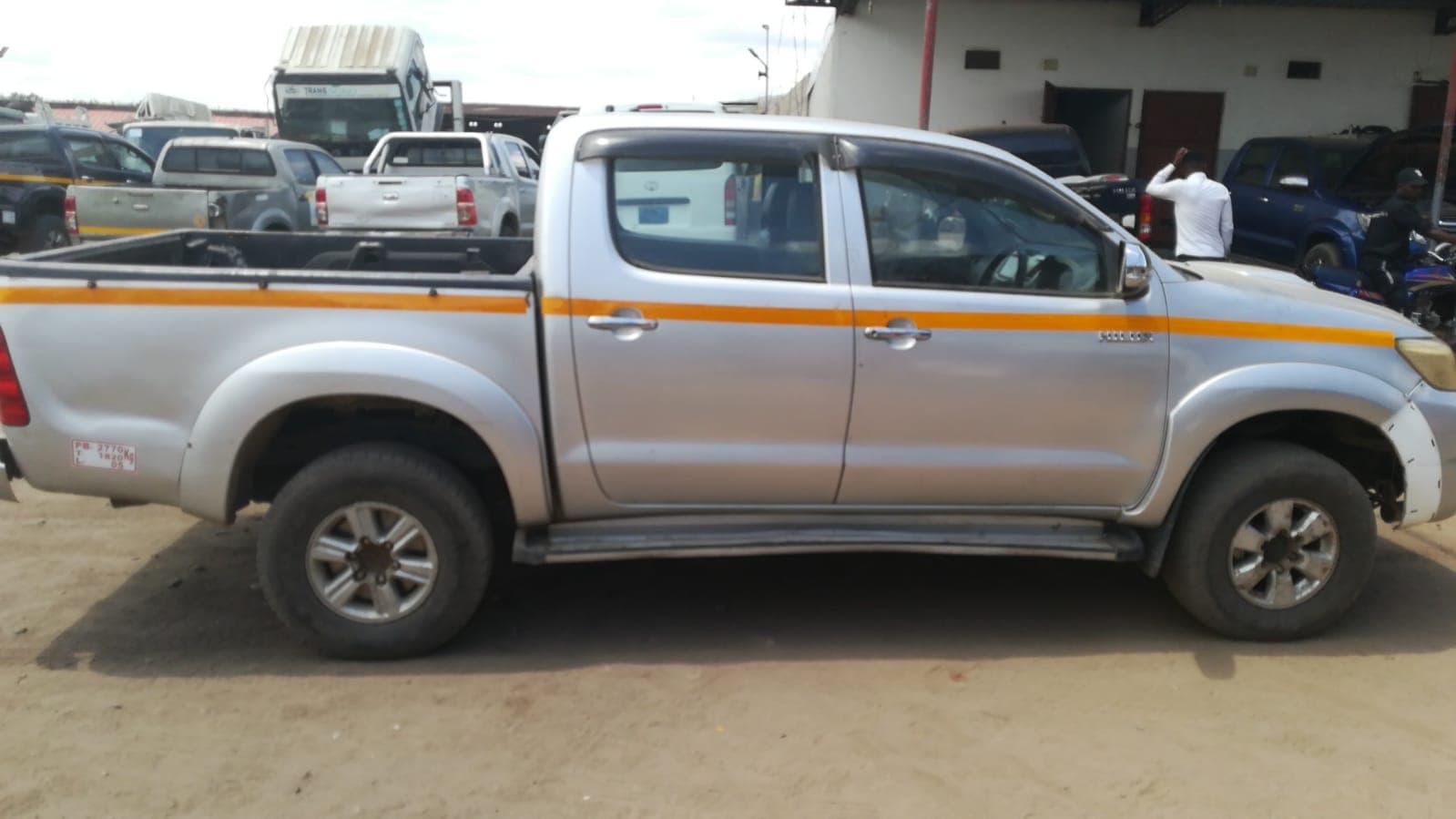 Toyota Hilux · Ano 2013 — imagem 6