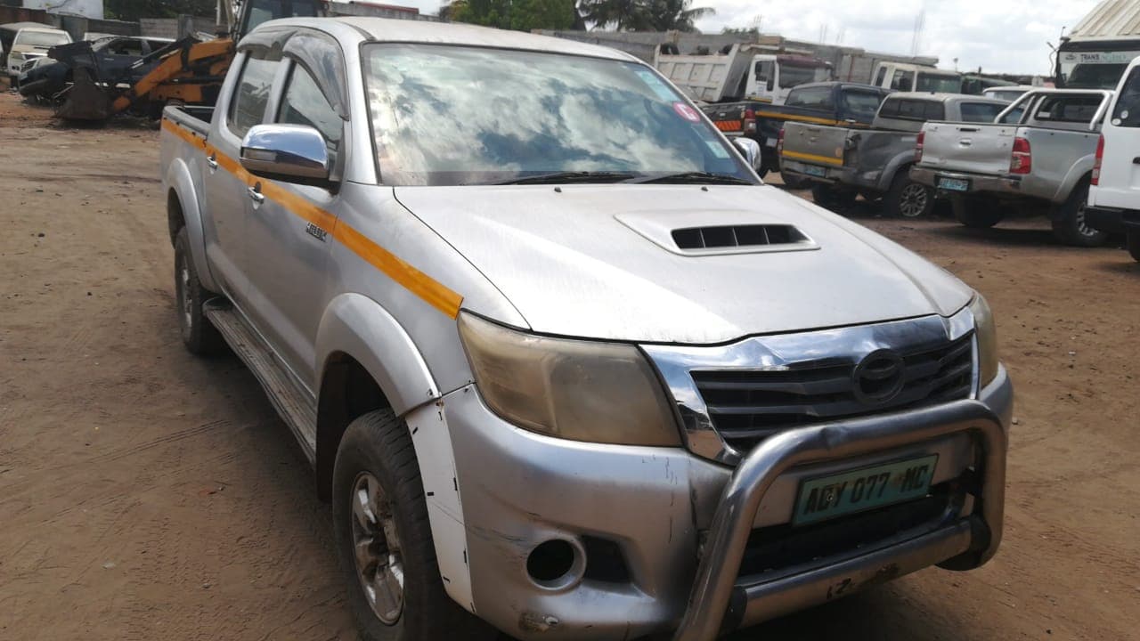Toyota Hilux · Ano 2013