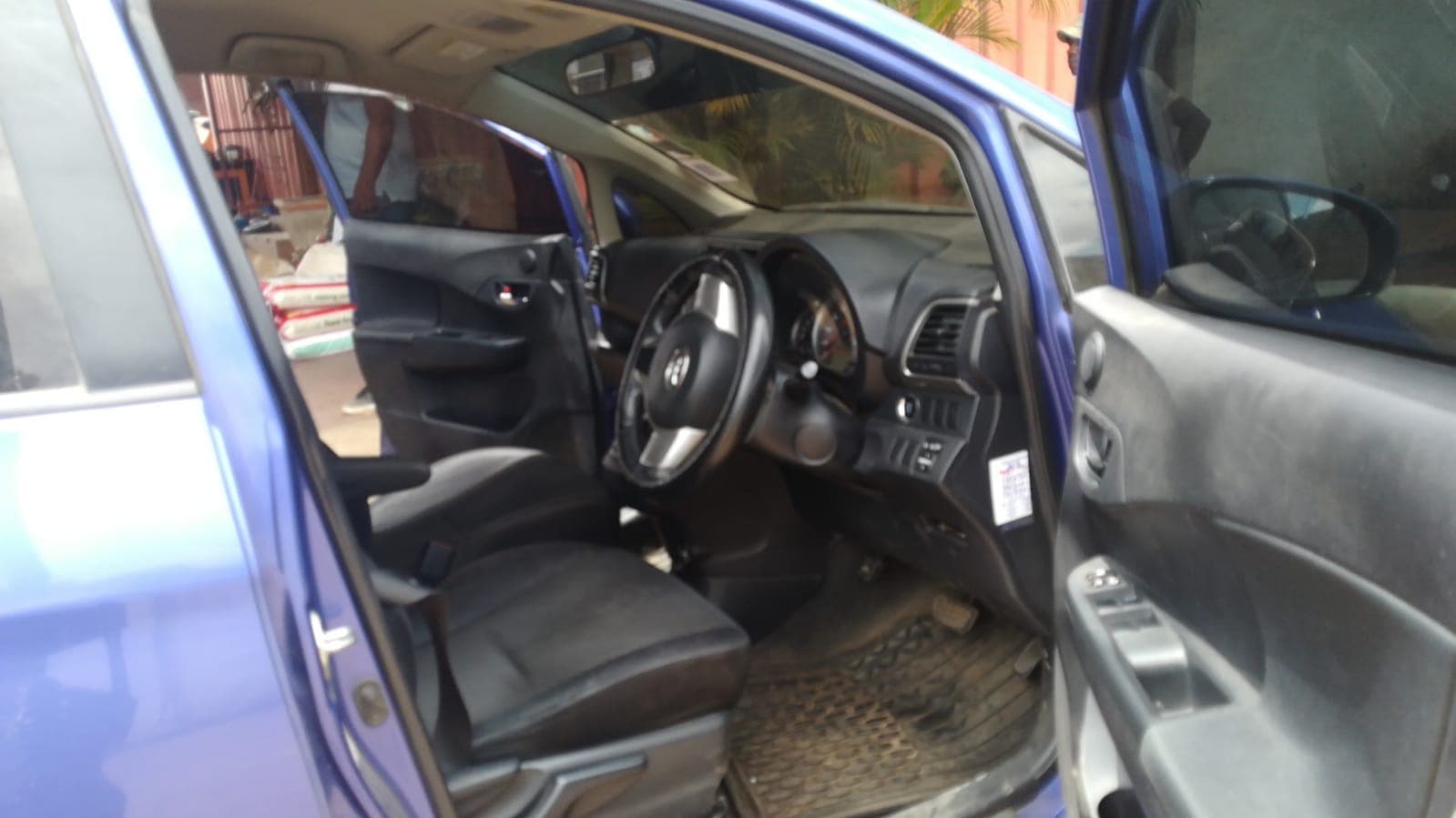 Toyota Ractis — imagem 5