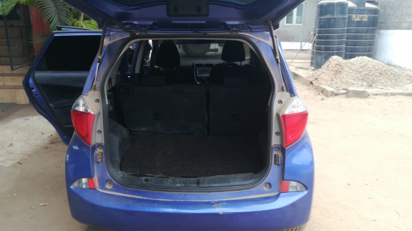 Toyota Ractis — imagem 4