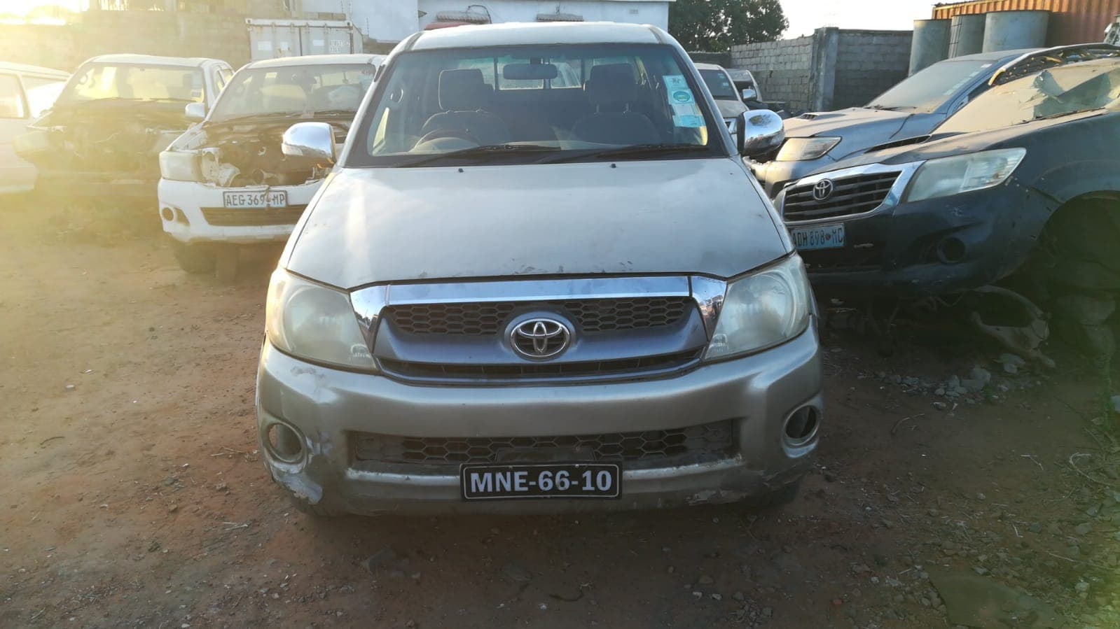 Toyota Hilux — image 3