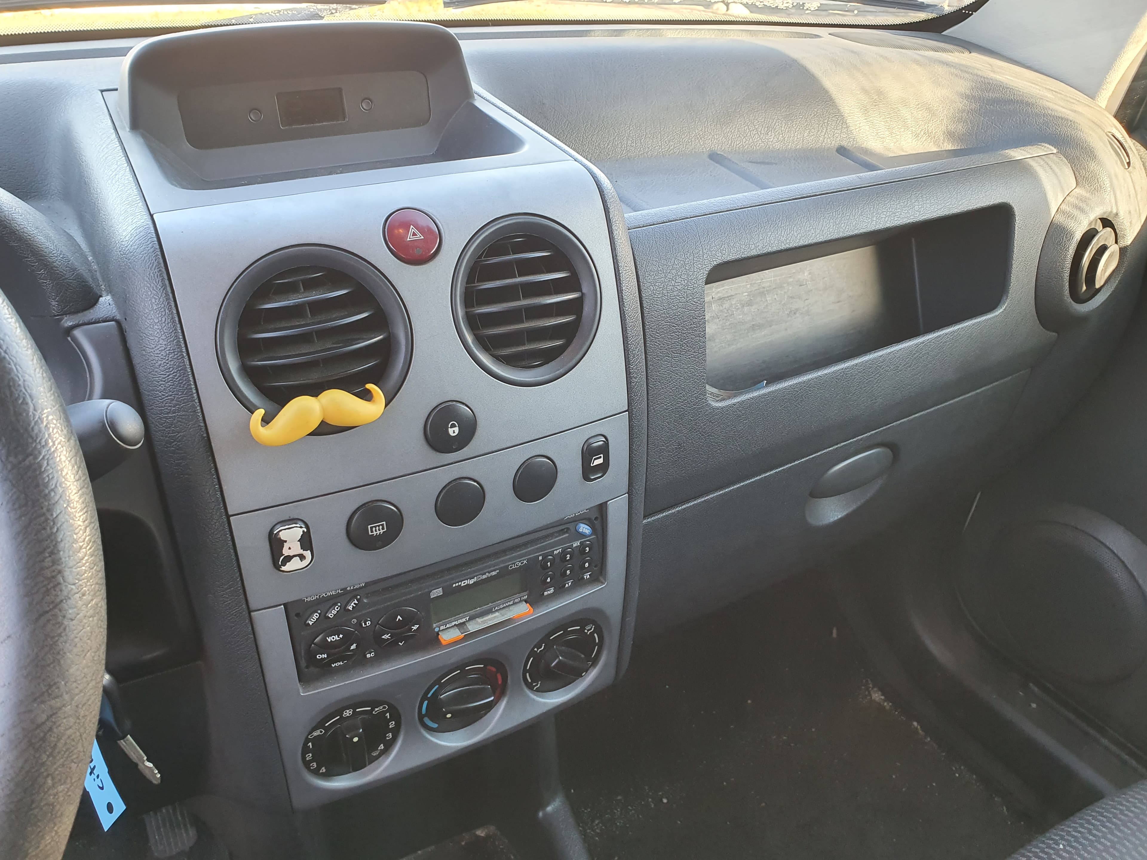 Citroën Berlingo · Ano 2007 — imagen 14